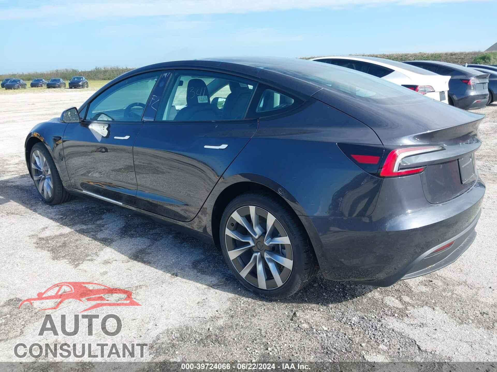 TESLA MODEL 3 2024 - 5YJ3E1EA6RF742617