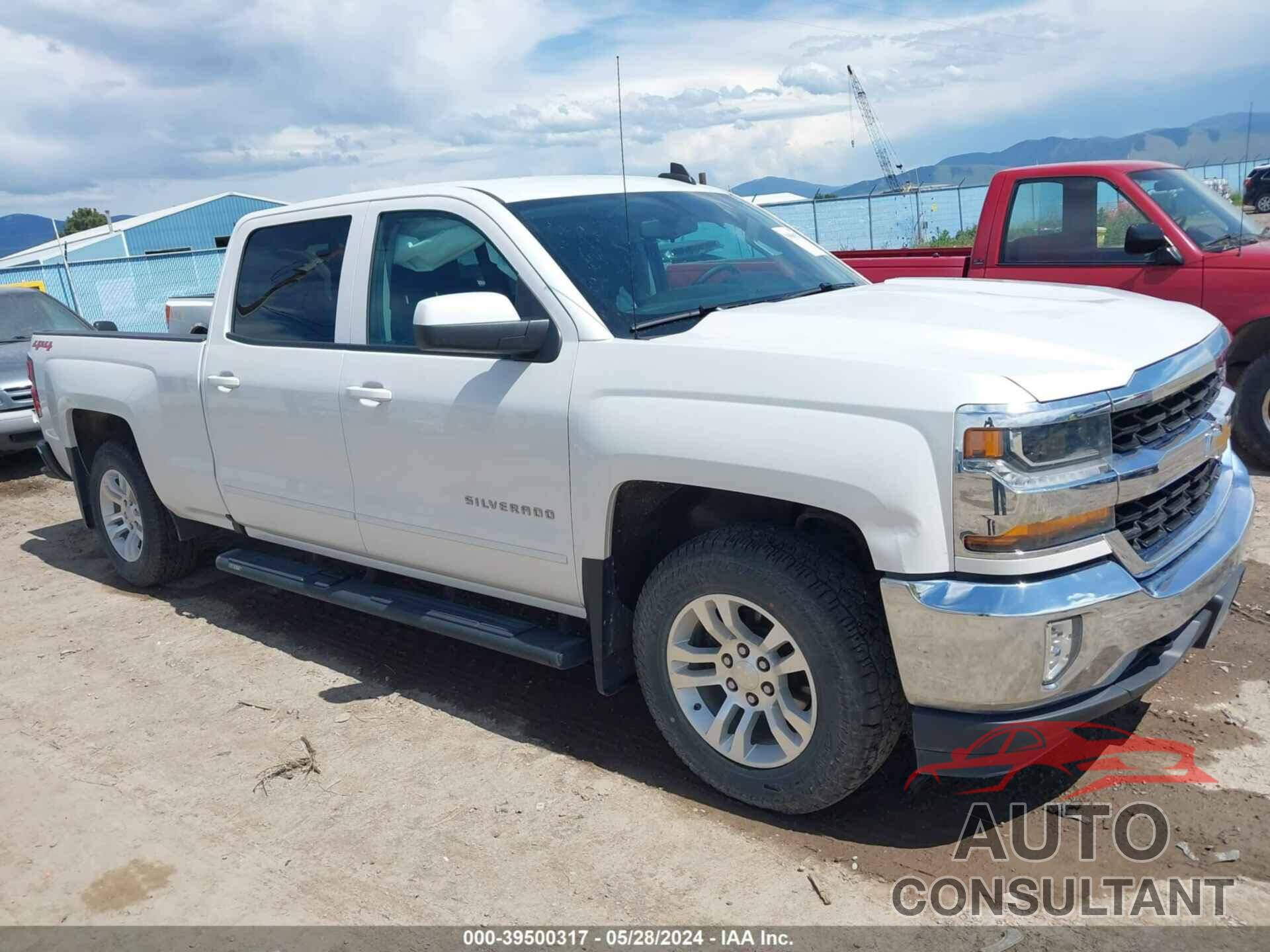 CHEVROLET SILVERADO 1500 2018 - 3GCUKREC3JG253457