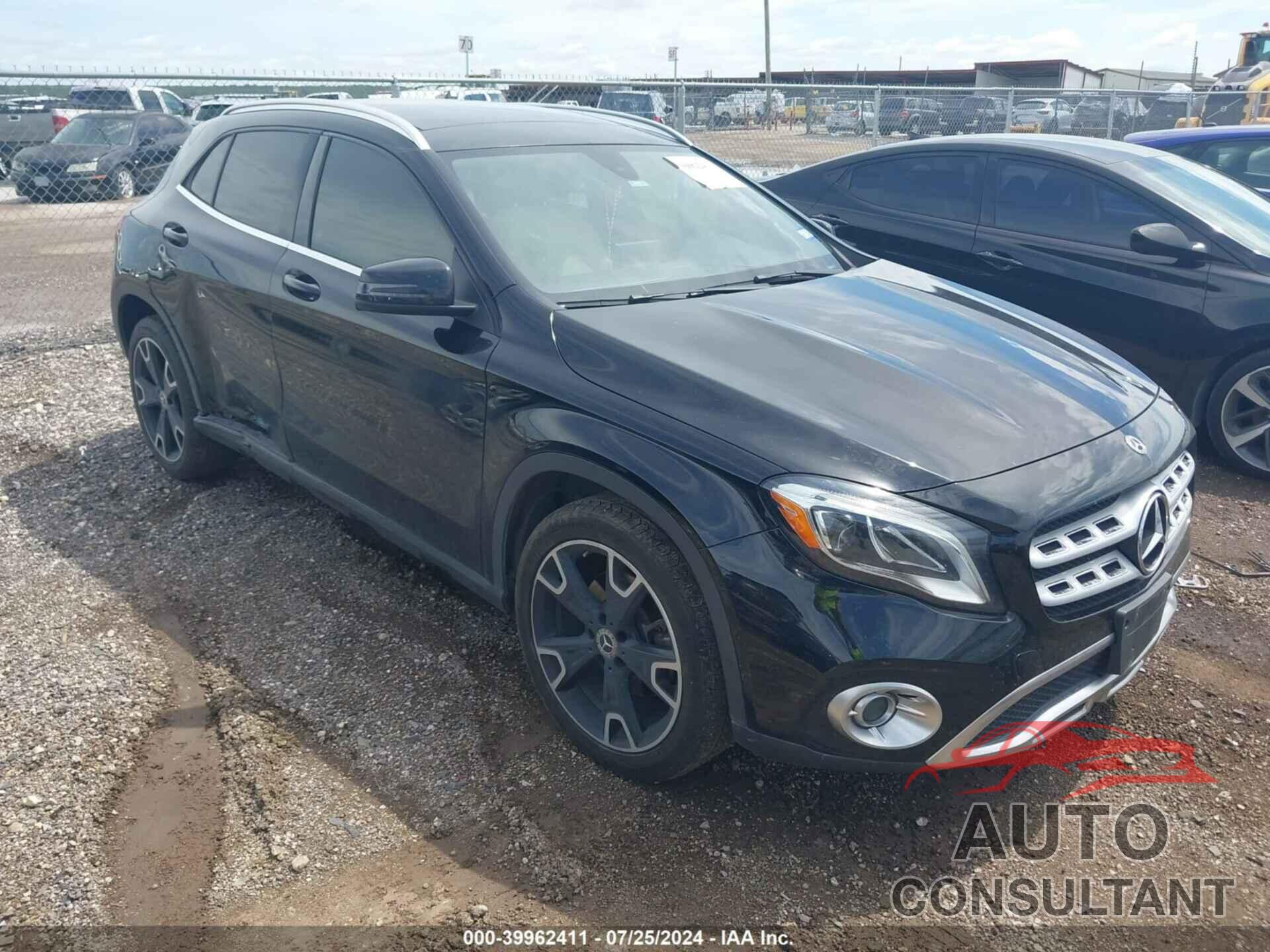 MERCEDES-BENZ GLA 250 2019 - WDCTG4EB9KJ552811