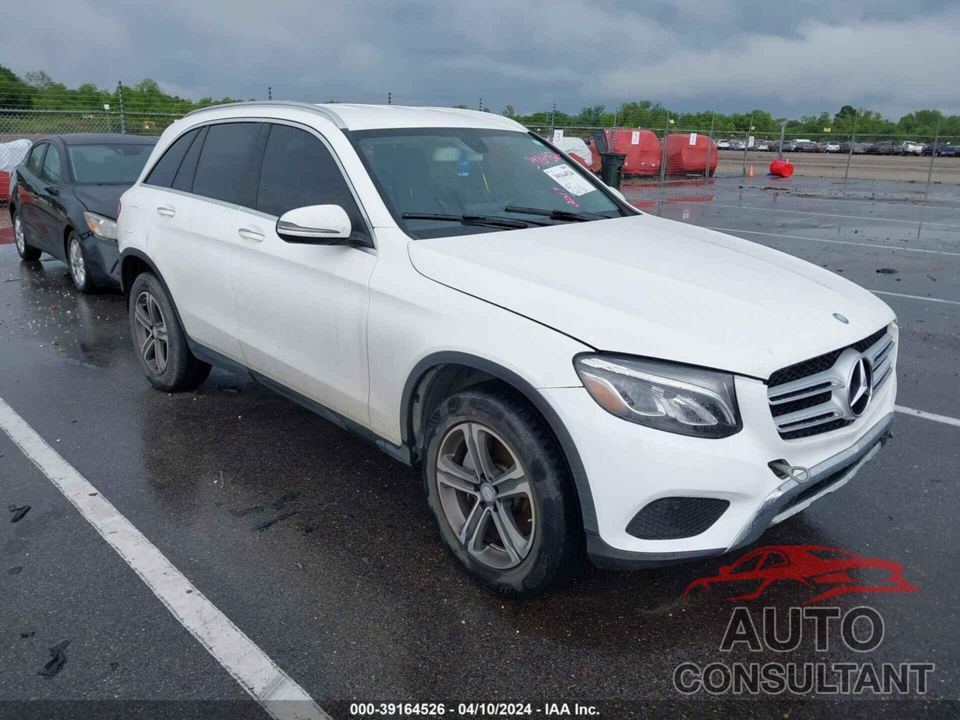 MERCEDES-BENZ GLC 300 2017 - WDC0G4JB1HF147921