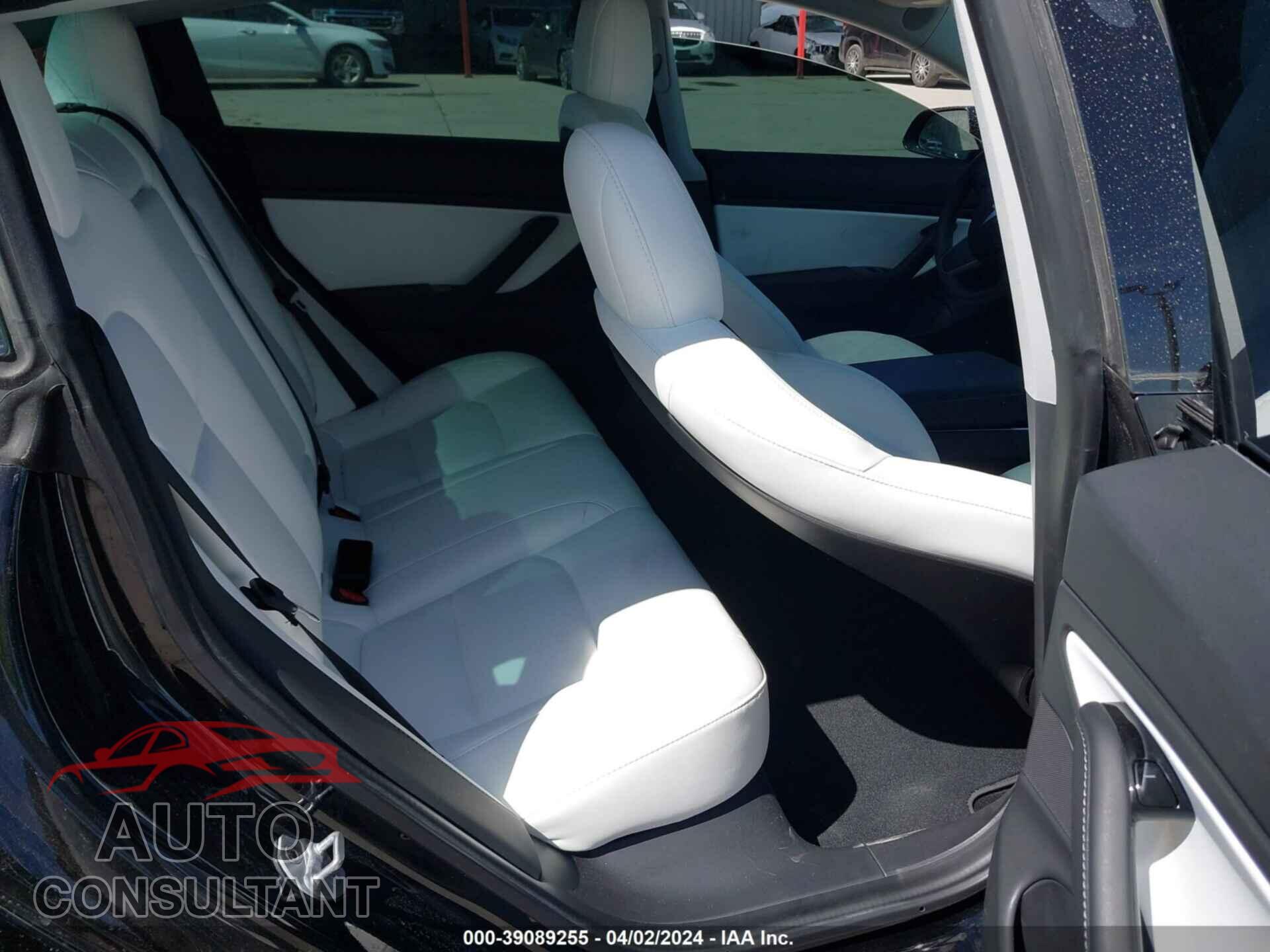 TESLA MODEL 3 2020 - 5YJ3E1EC4LF603305