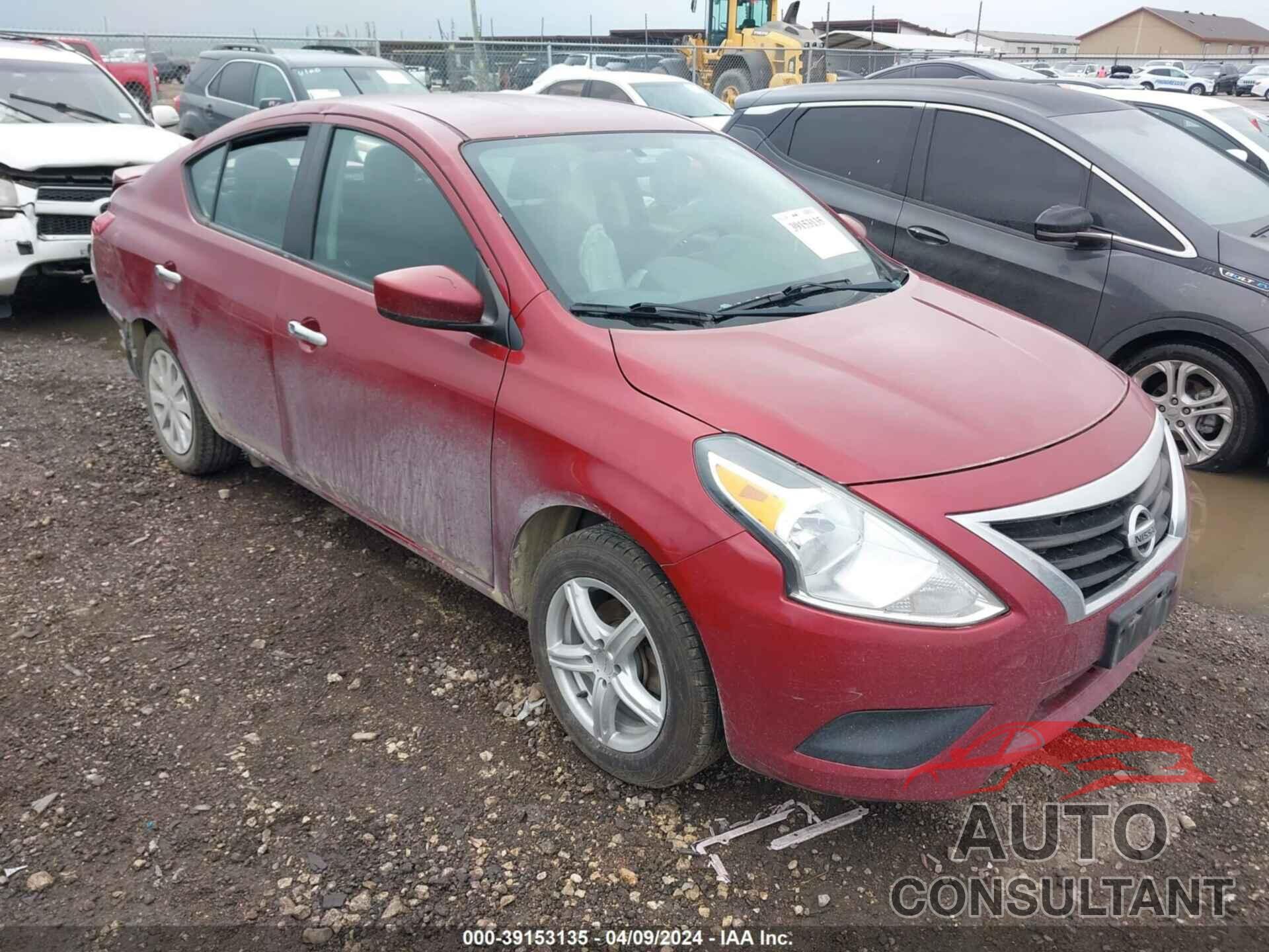 NISSAN VERSA 2017 - 3N1CN7AP7HK452473