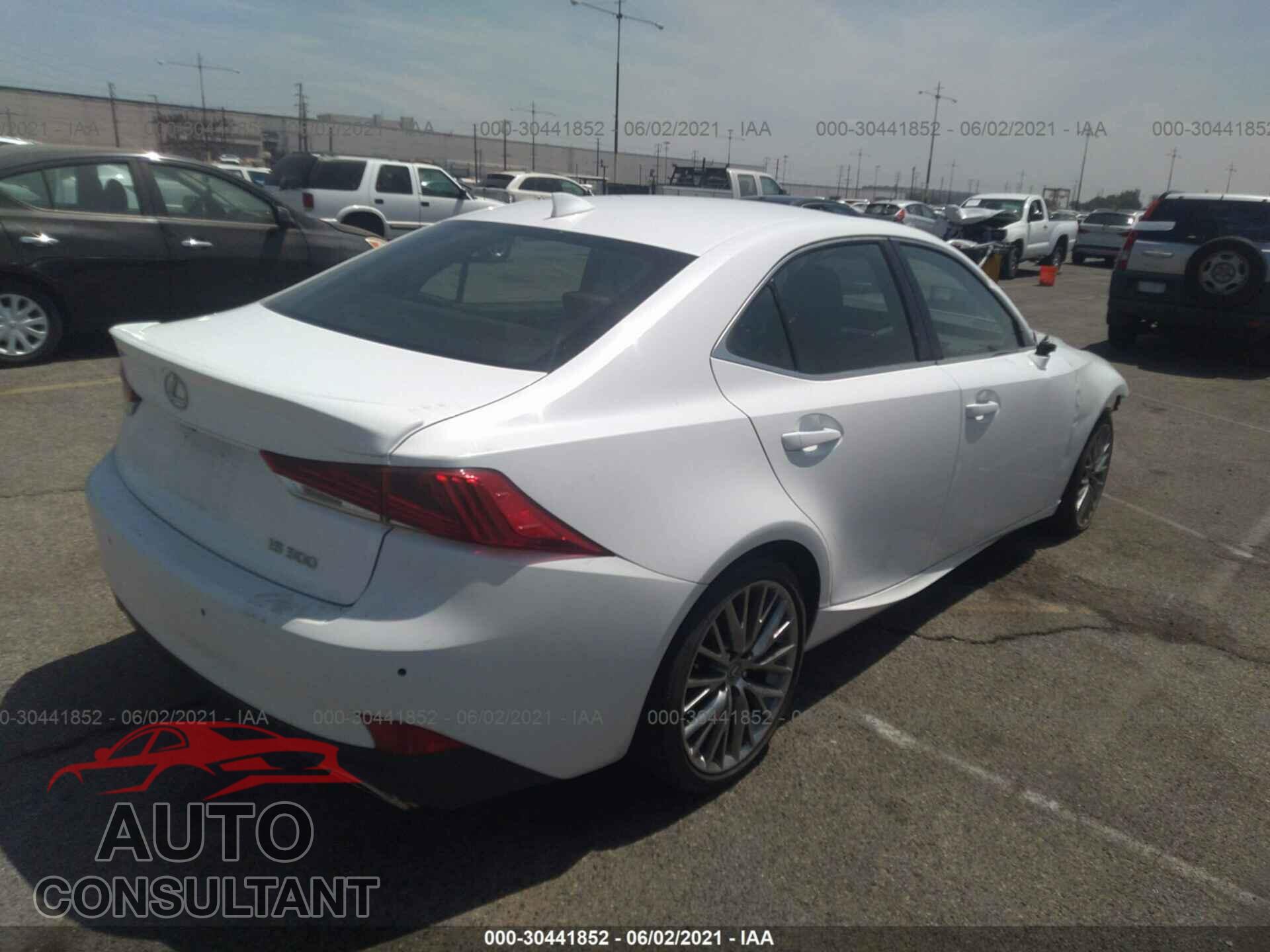 LEXUS IS 2019 - JTHBA1D29K5085867