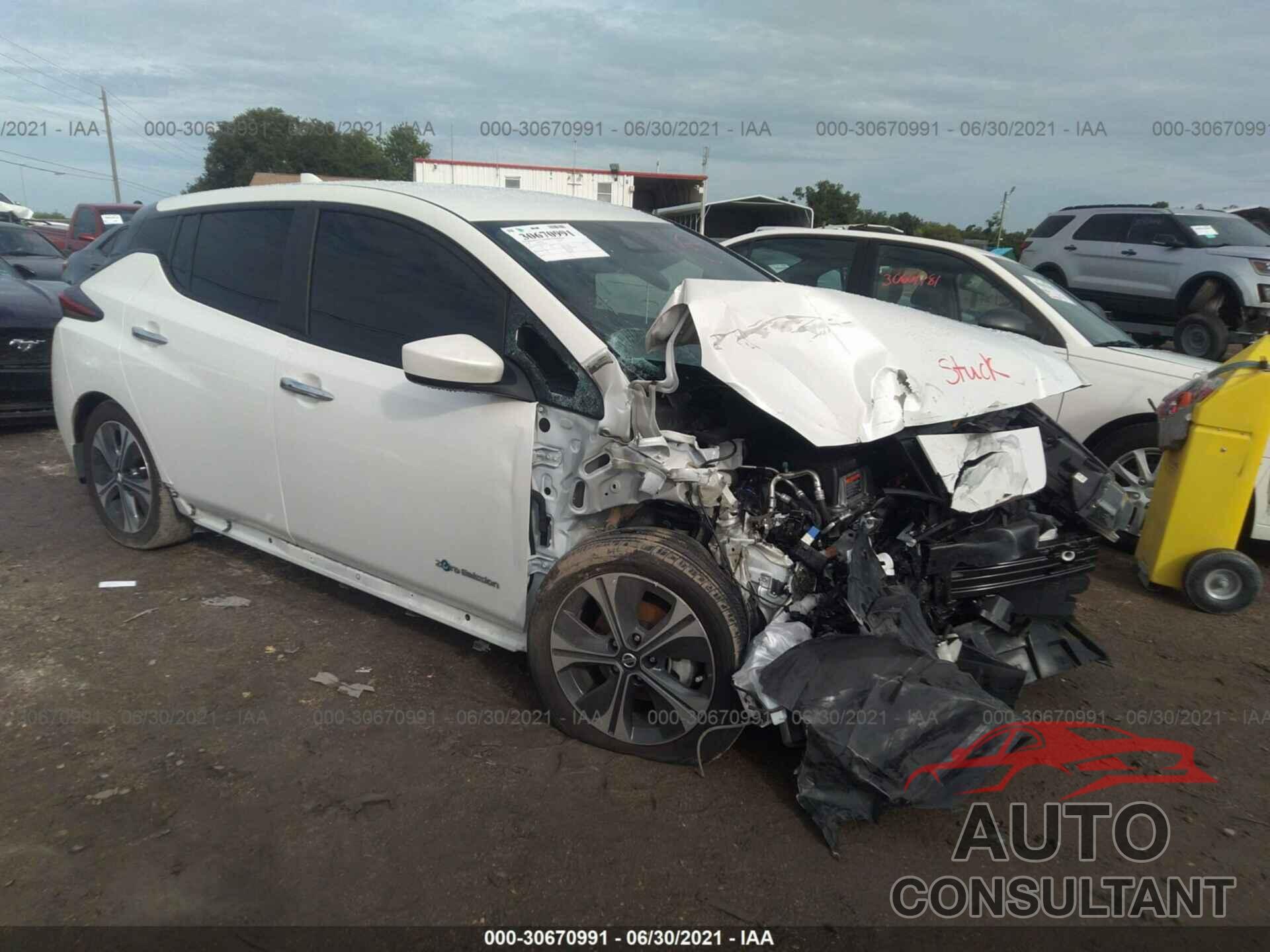 NISSAN LEAF 2019 - 1N4AZ1CP1KC303398