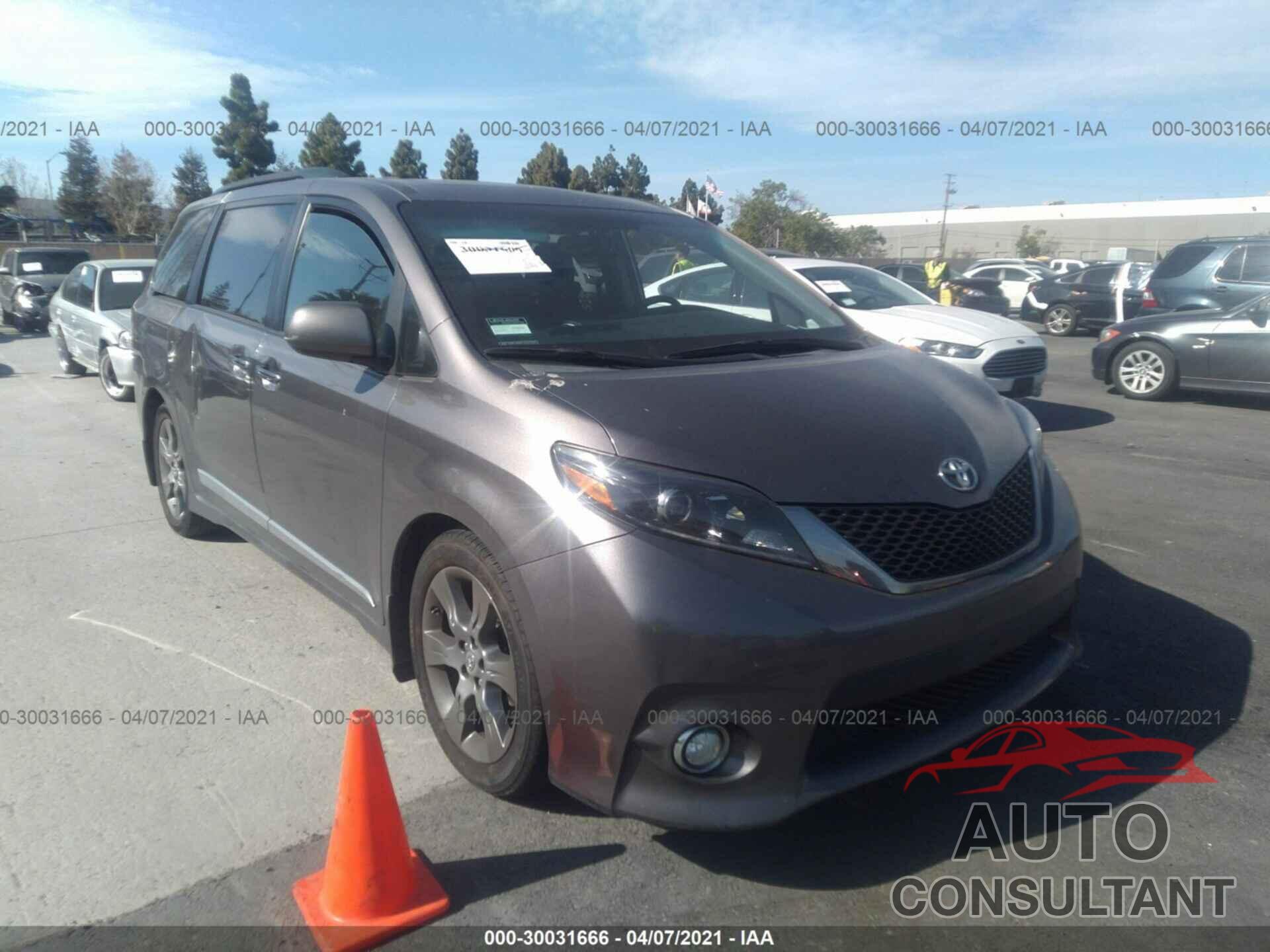 TOYOTA SIENNA 2016 - 5TDXK3DC6GS722255