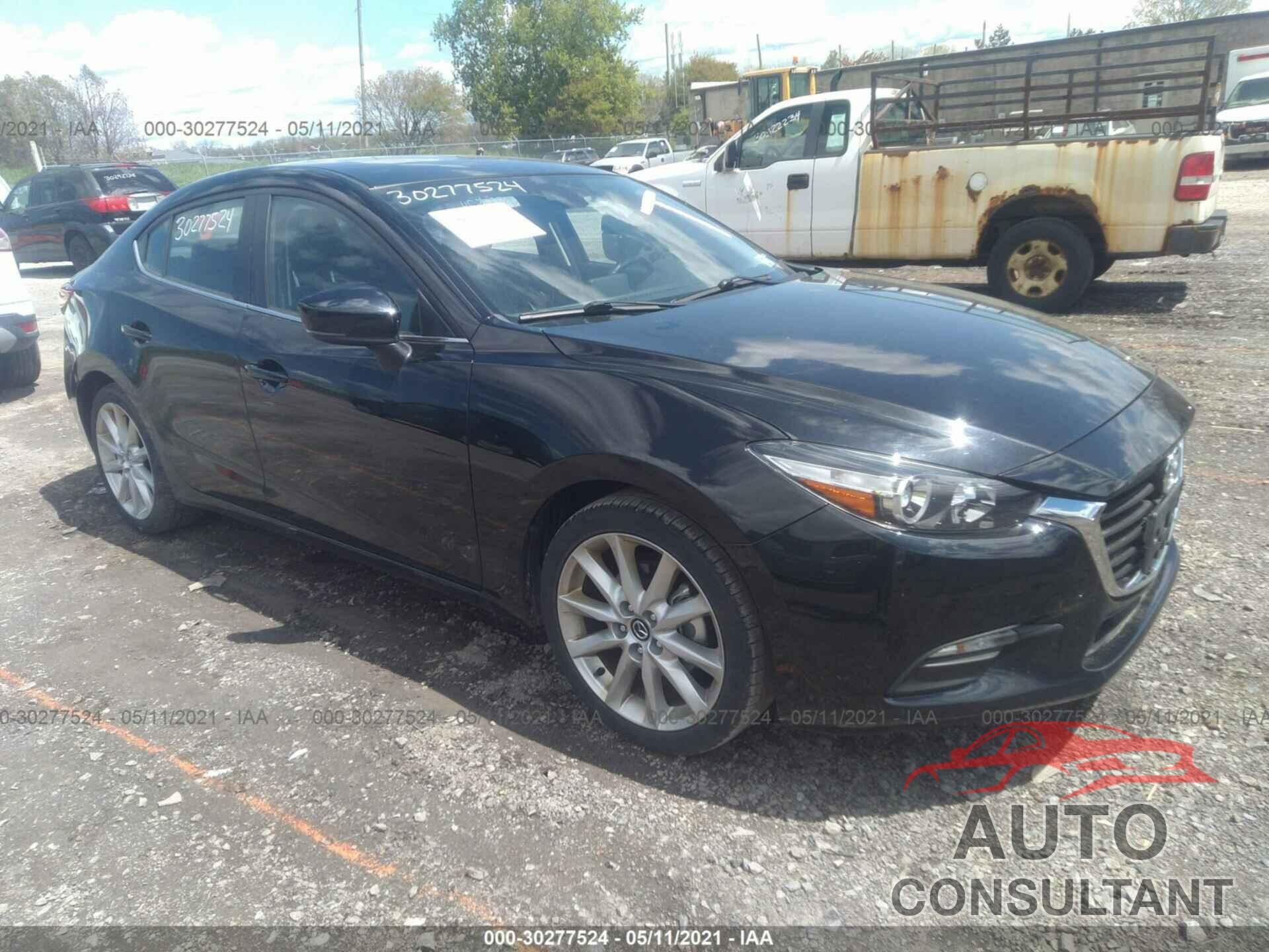MAZDA MAZDA3 4-DOOR 2017 - JM1BN1V77H1100303