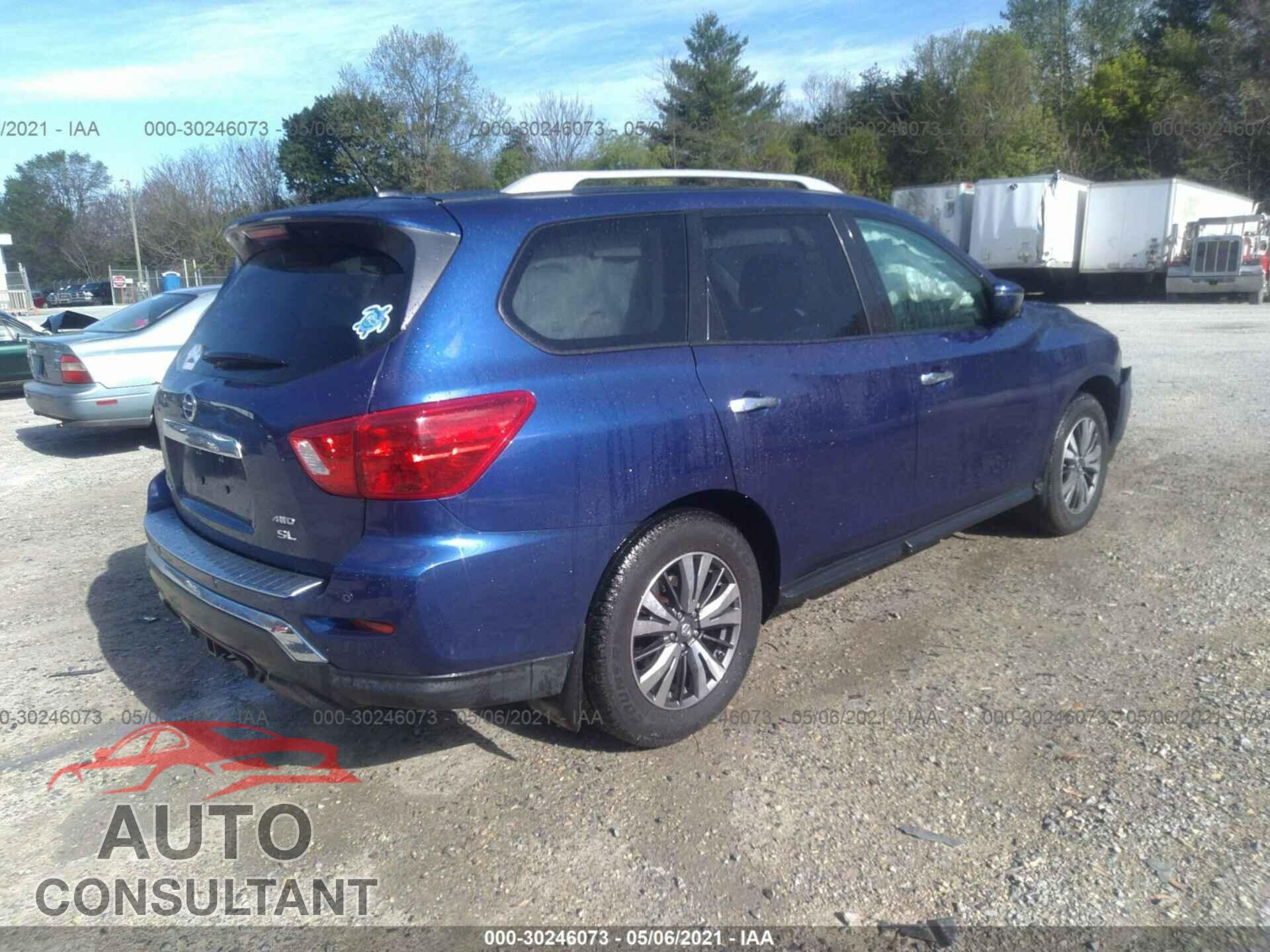 NISSAN PATHFINDER 2017 - 5N1DR2MM3HC615891
