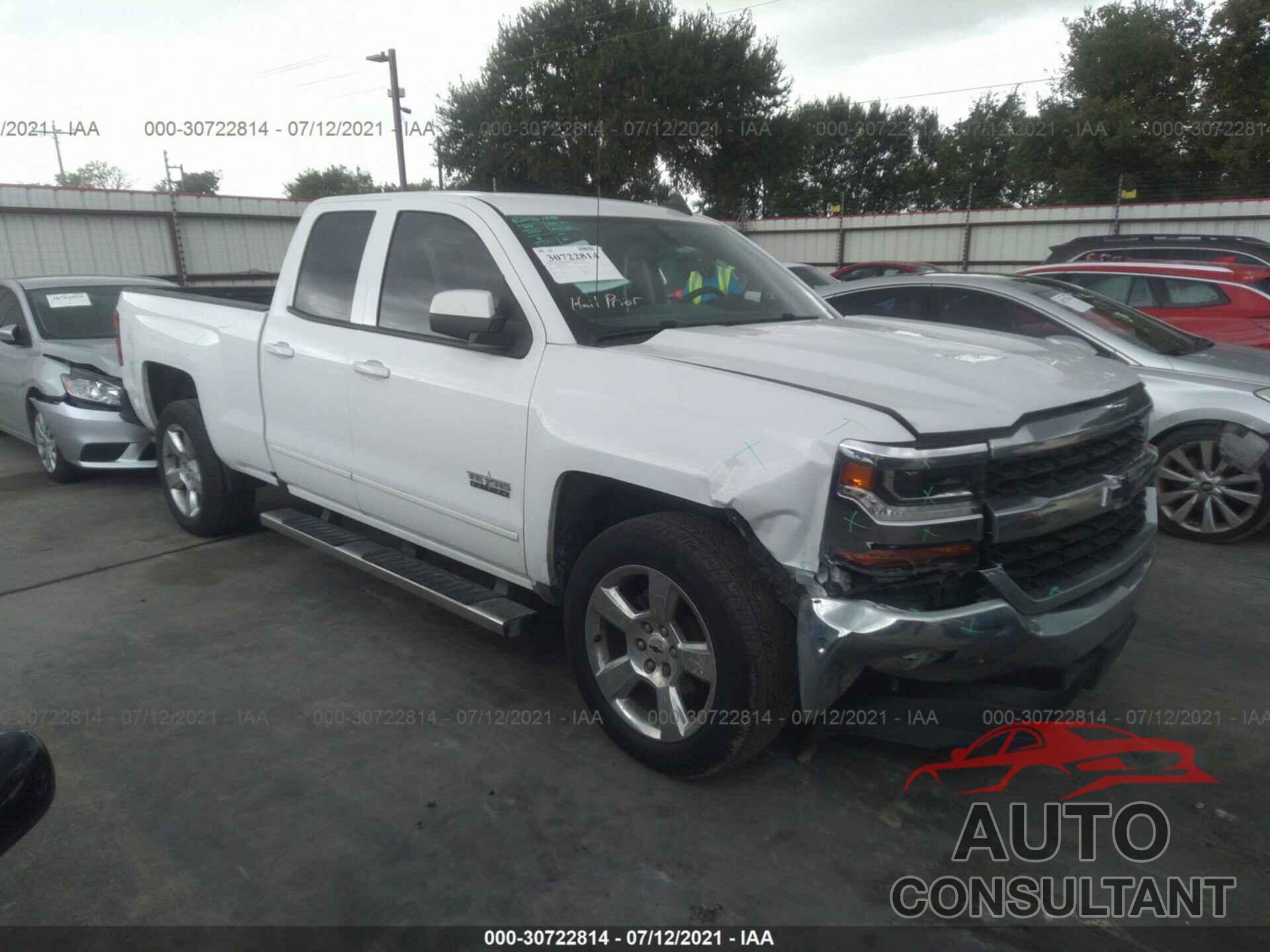 CHEVROLET SILVERADO 1500 2017 - 1GCRCREC3HZ321723