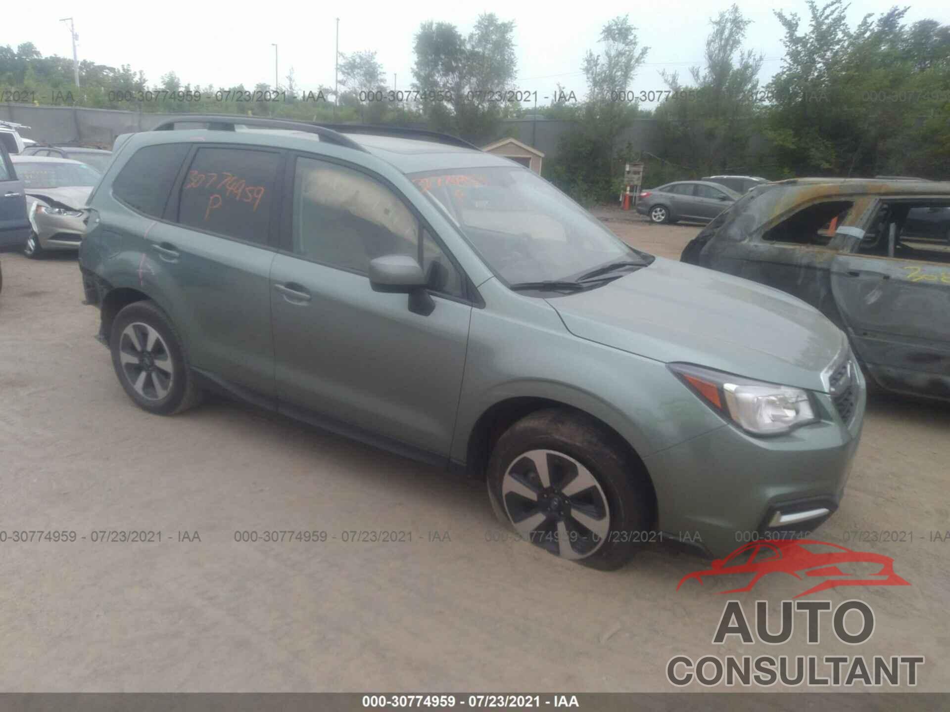 SUBARU FORESTER 2018 - JF2SJAEC7JH608181