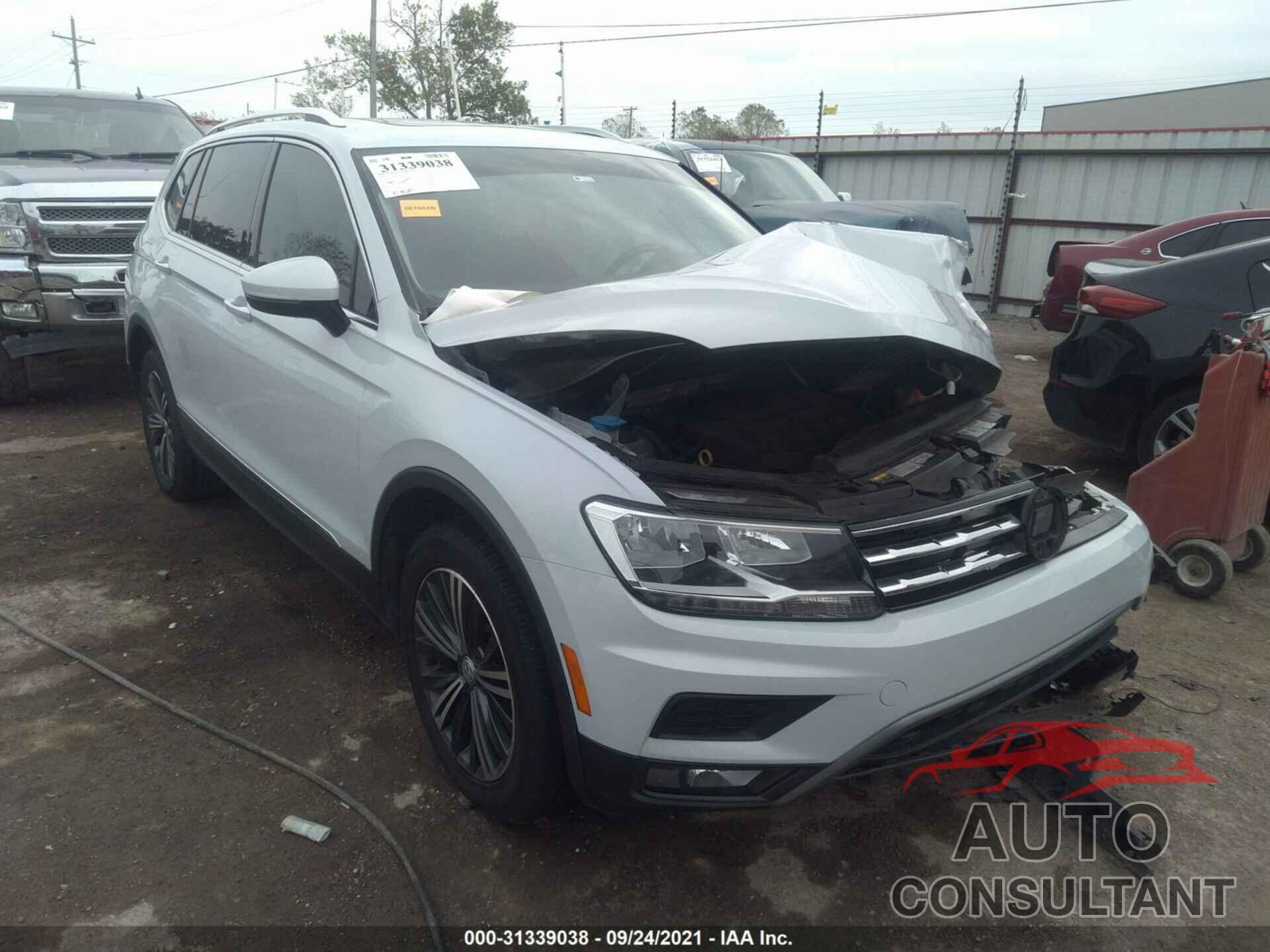 VOLKSWAGEN TIGUAN 2018 - 3VV2B7AX5JM144196