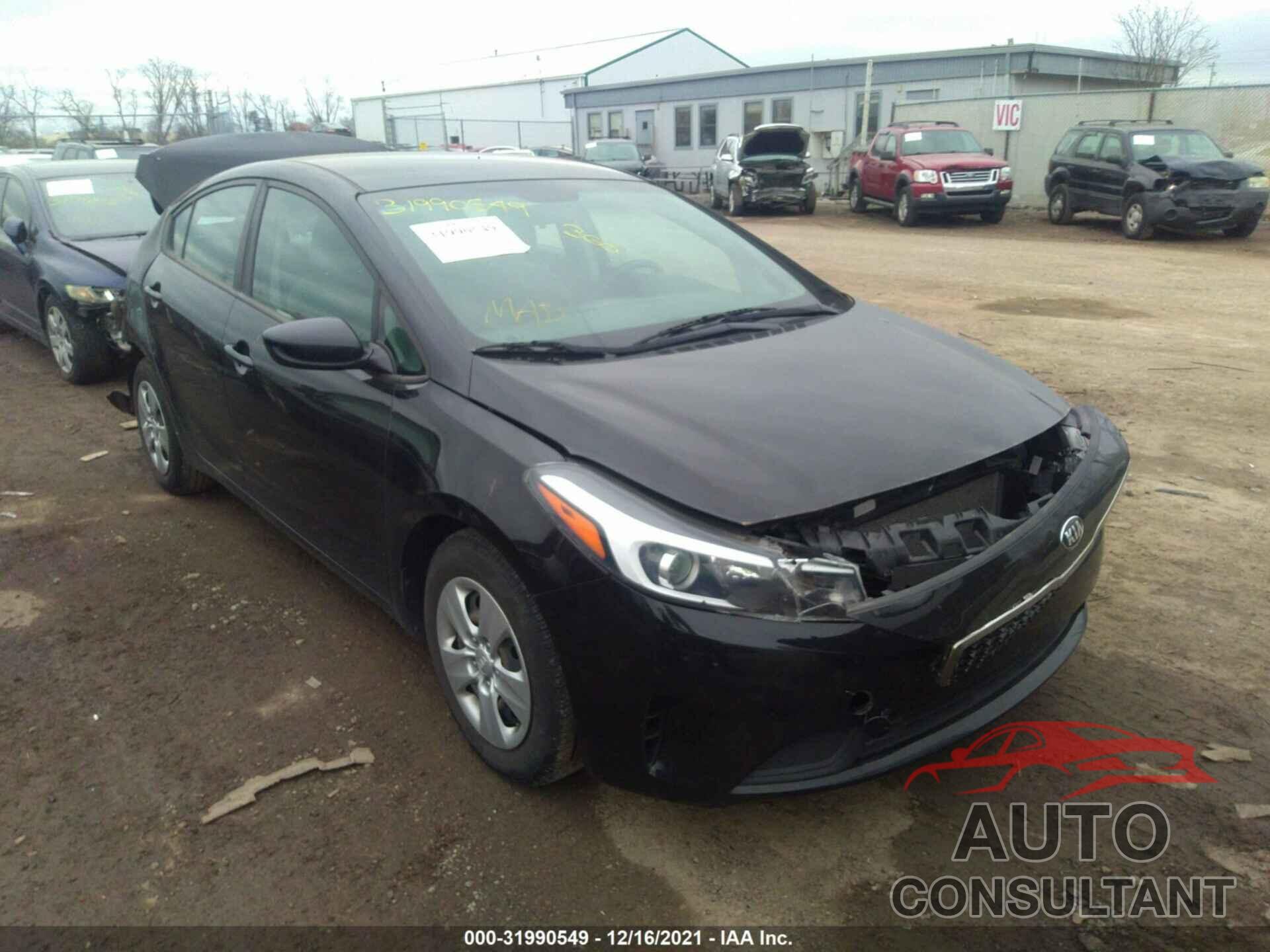 KIA FORTE 2018 - 3KPFK4A72JE218991