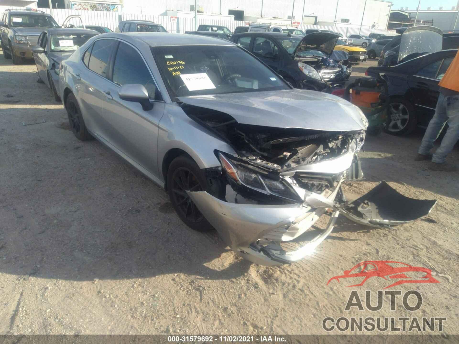 TOYOTA CAMRY 2018 - JTNB11HKXJ3015165