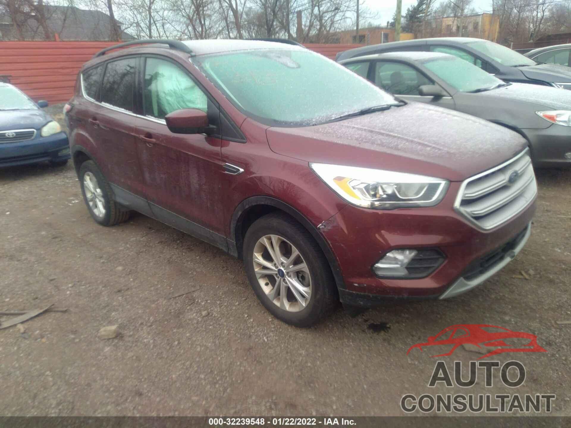 FORD ESCAPE 2018 - 1FMCU9HD5JUA21591
