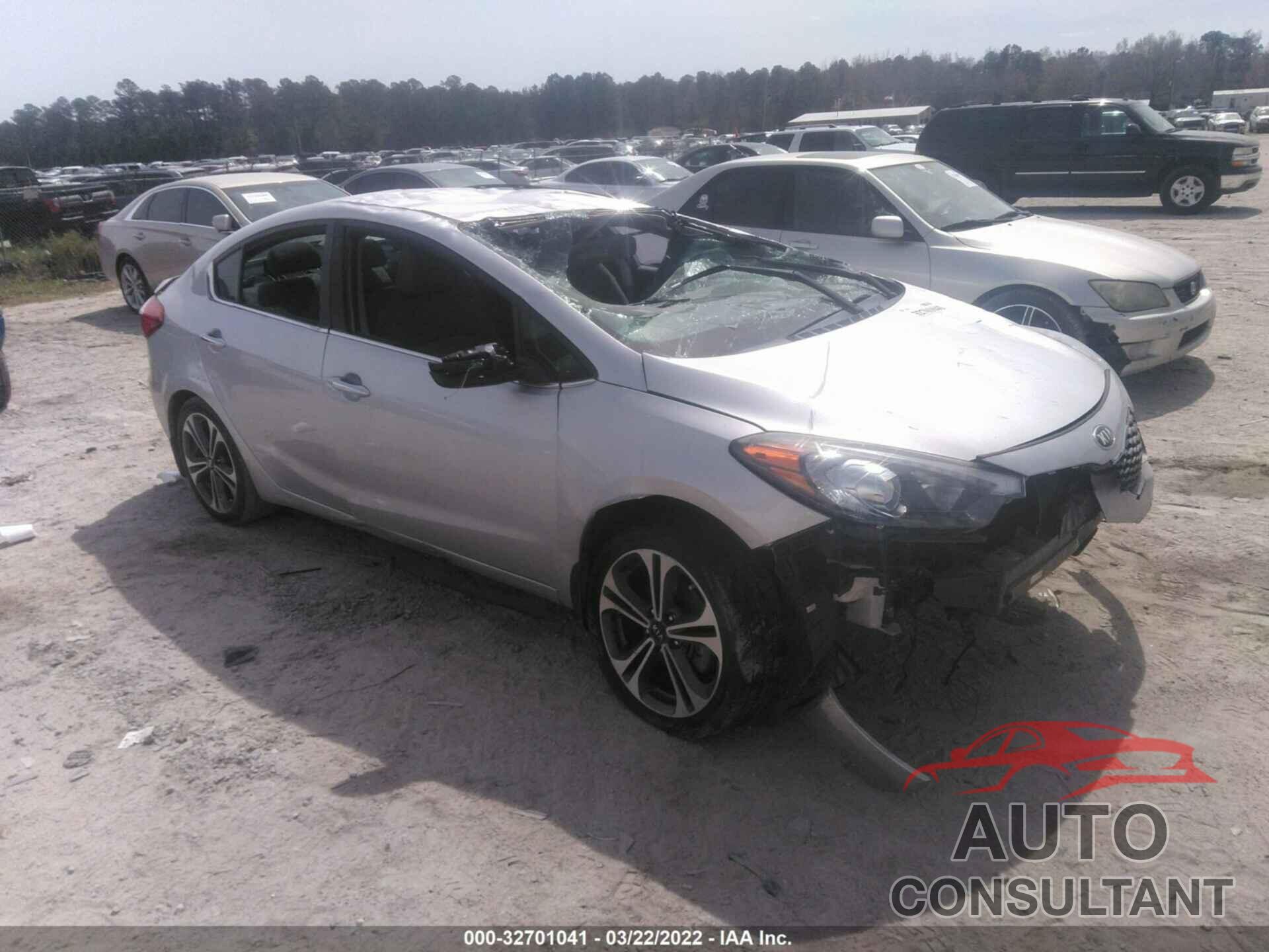 KIA FORTE 2016 - KNAFX4A84G5523453