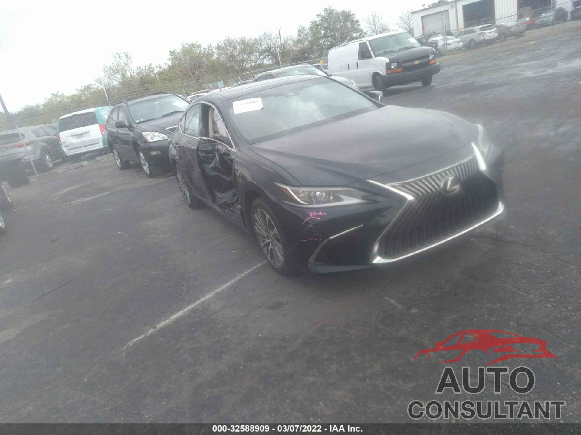 LEXUS ES 2020 - 58ADZ1B13LU071648