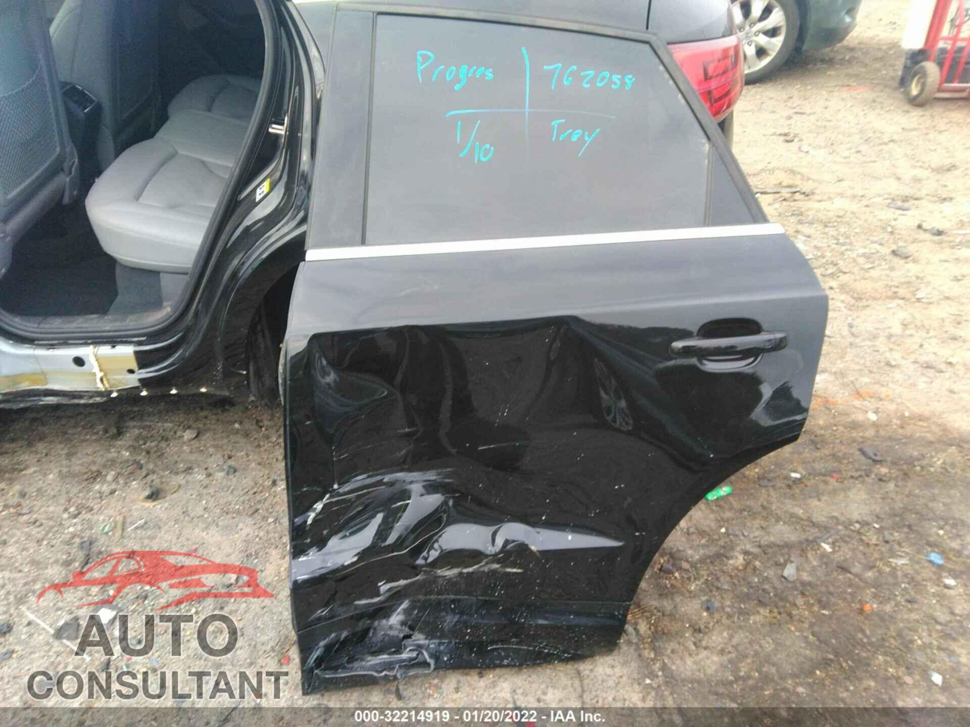 AUDI Q3 2016 - WA1EFCFS4GR009301