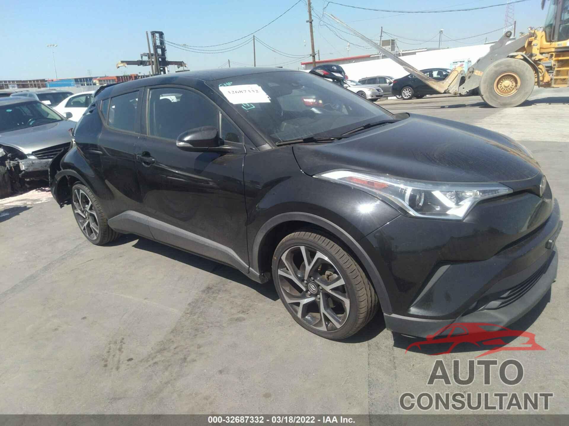 TOYOTA C-HR 2018 - NMTKHMBX2JR056330