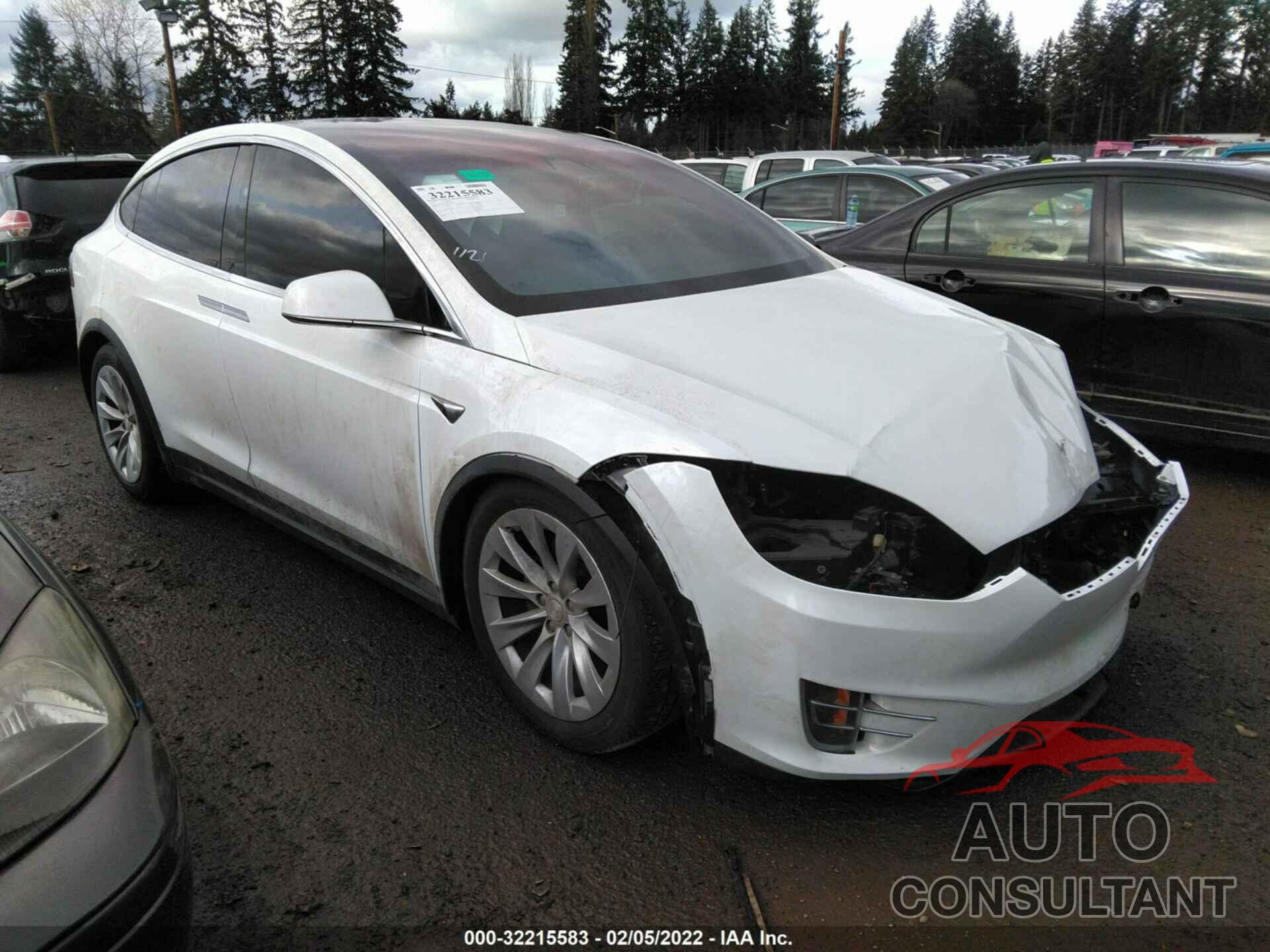 TESLA MODEL X 2017 - 5YJXCBE21HF050415