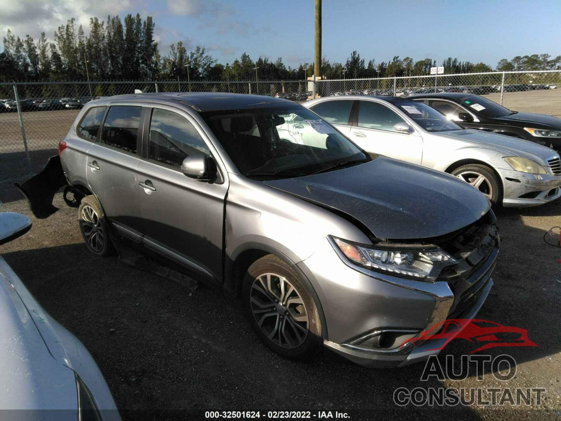 MITSUBISHI OUTLANDER 2017 - JA4AD3A38HZ066848