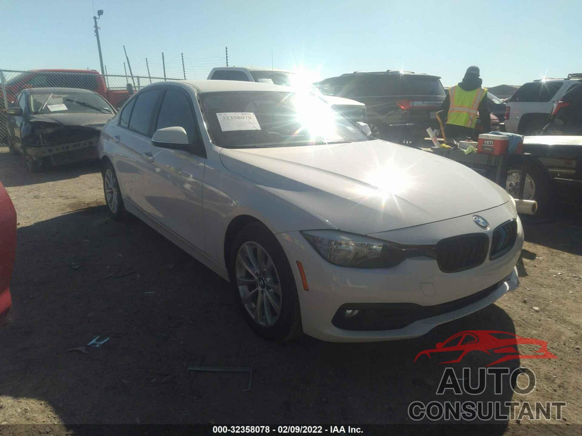 BMW 3 SERIES 2016 - WBA8E1G51GNT35824
