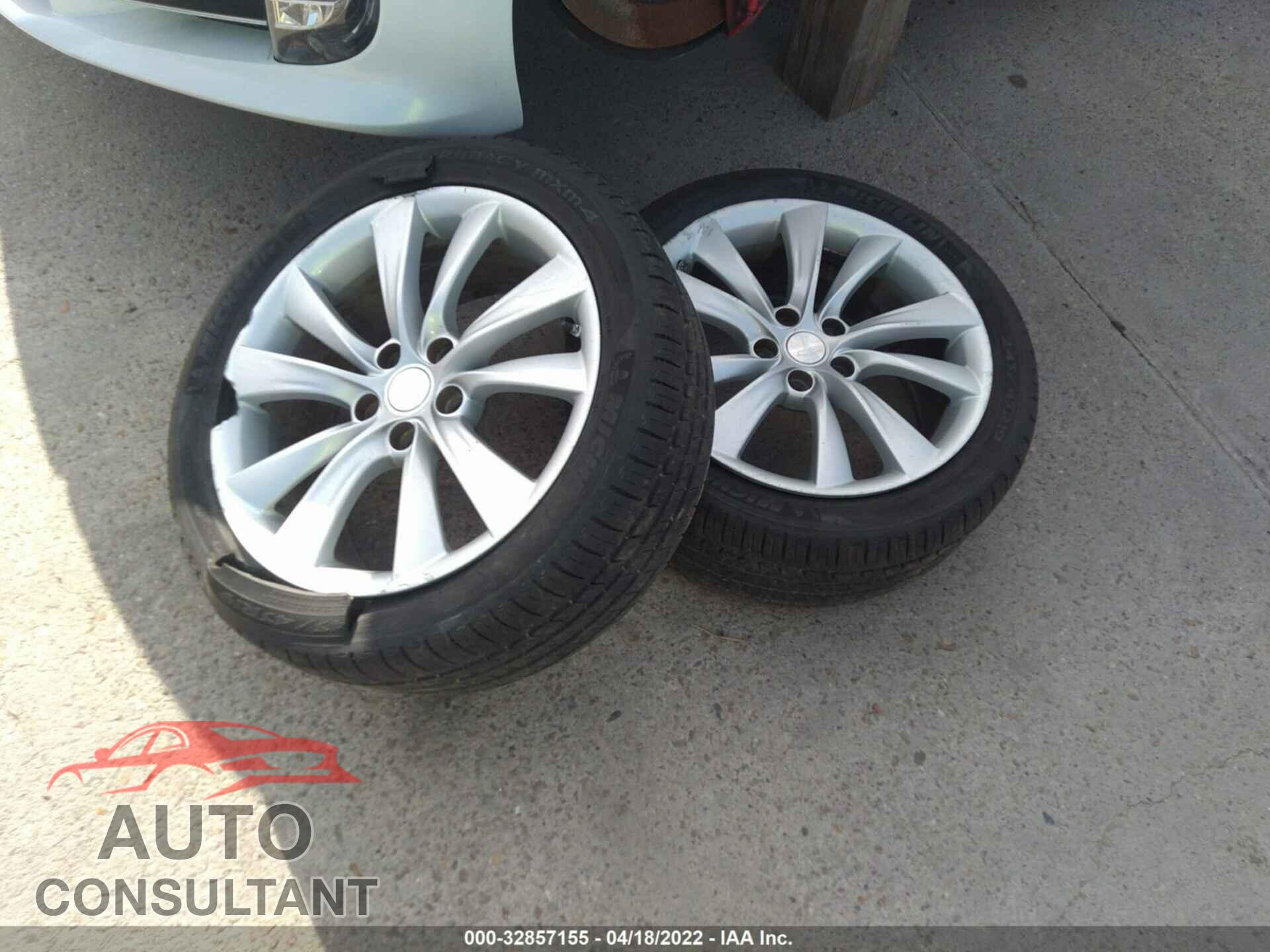 TESLA MODEL S 2016 - 5YJSA1E46GF139228