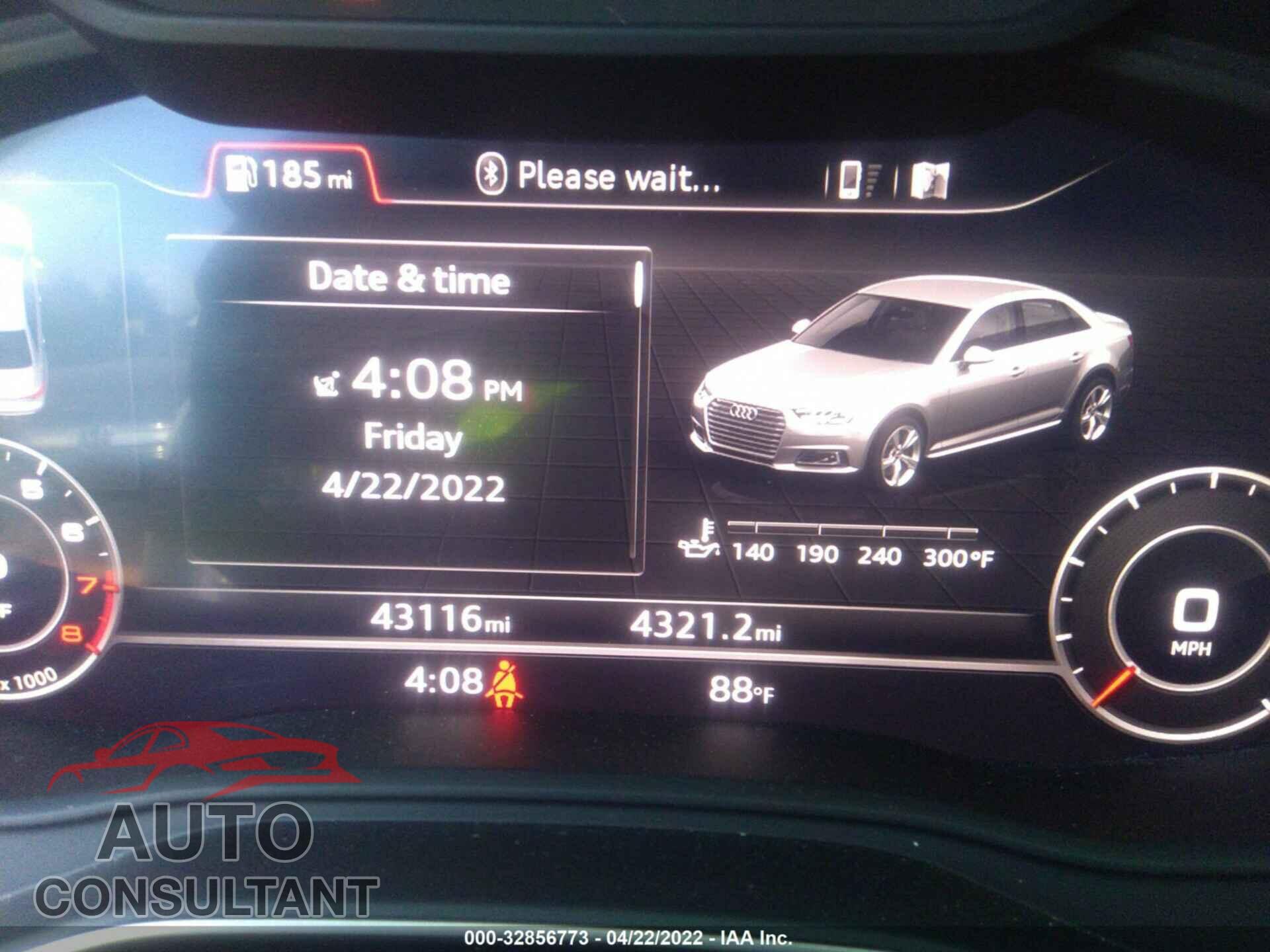 AUDI A4 2017 - WAUENAF48HA159875