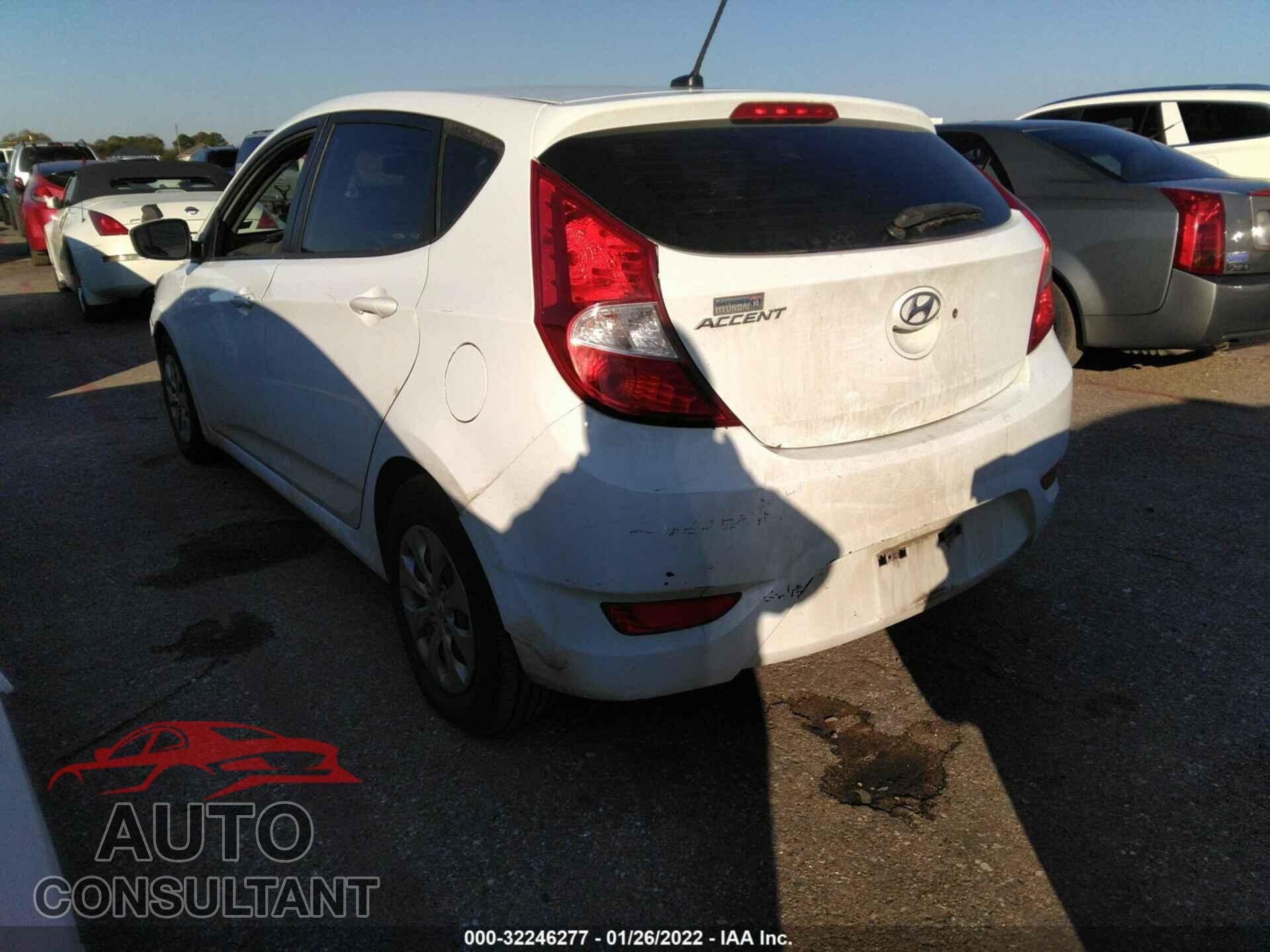 HYUNDAI ACCENT 2017 - KMHCT5AE8HU313079