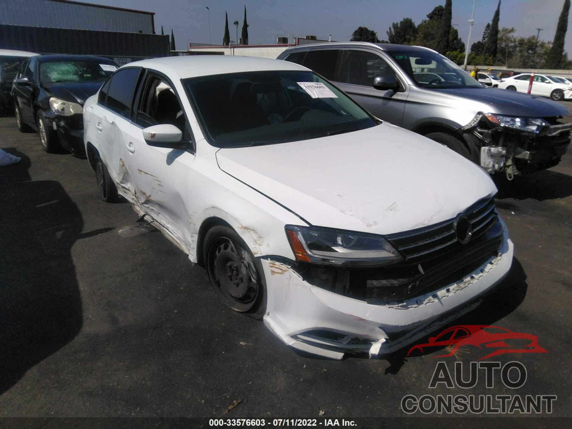VOLKSWAGEN JETTA 2017 - 3VW2B7AJ6HM369969