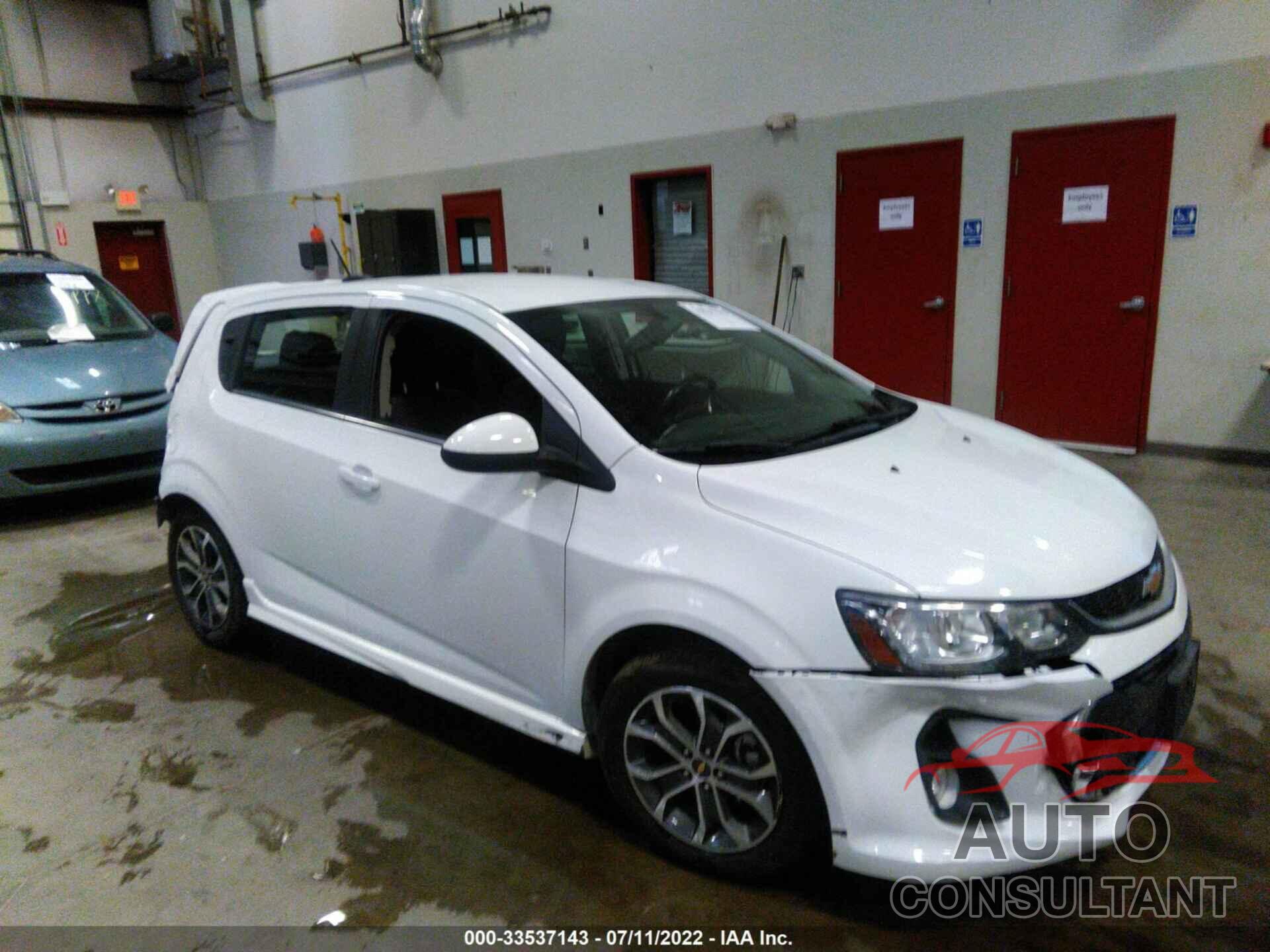 CHEVROLET SONIC 2017 - 1G1JD6SBXH4162855