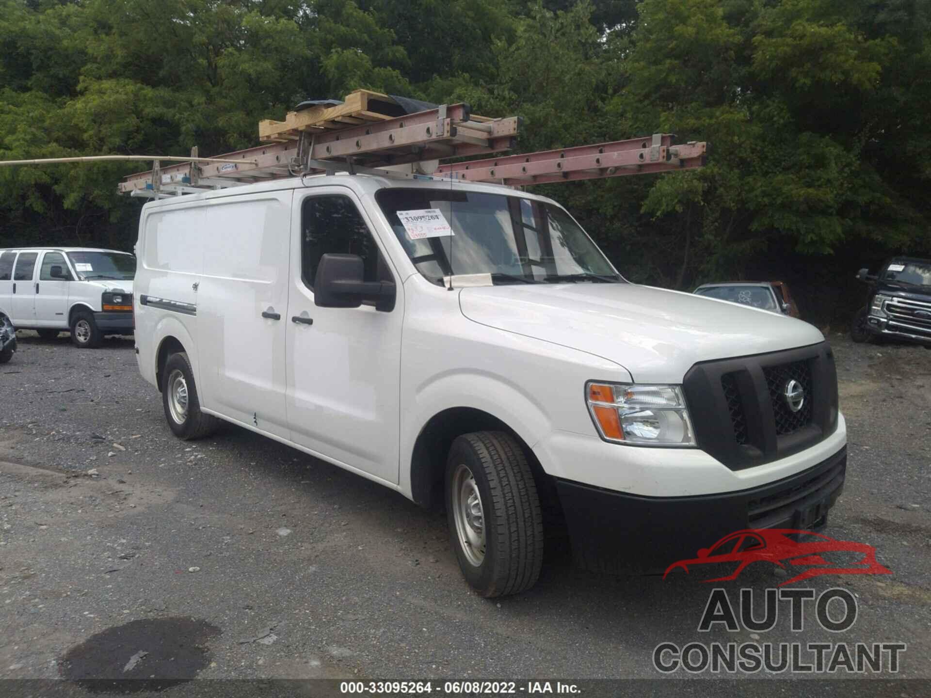 NISSAN NV CARGO 2018 - 1N6BF0KY0JN801037