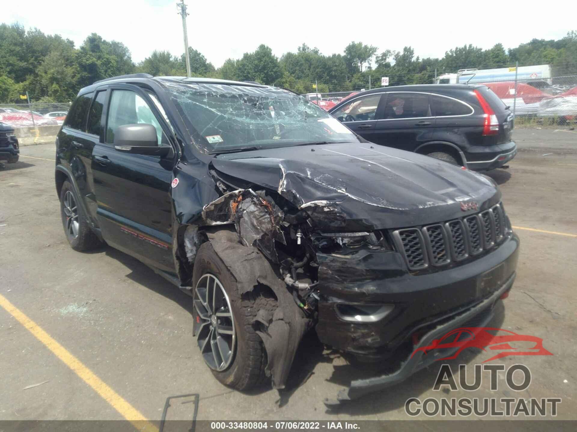 JEEP GRAND CHEROKEE 2018 - 1C4RJFLG5JC303484