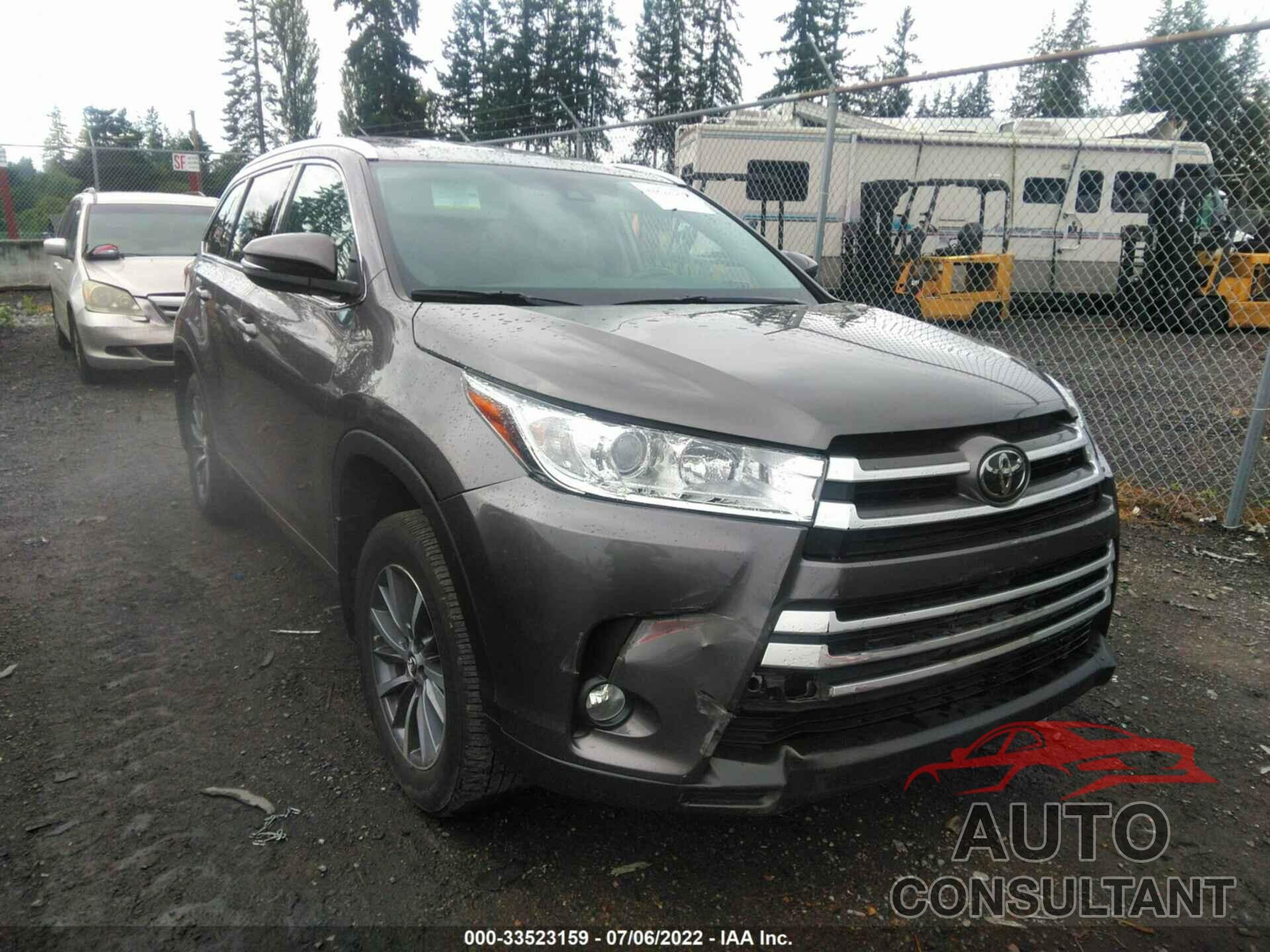 TOYOTA HIGHLANDER 2018 - 5TDJZRFH2JS540525