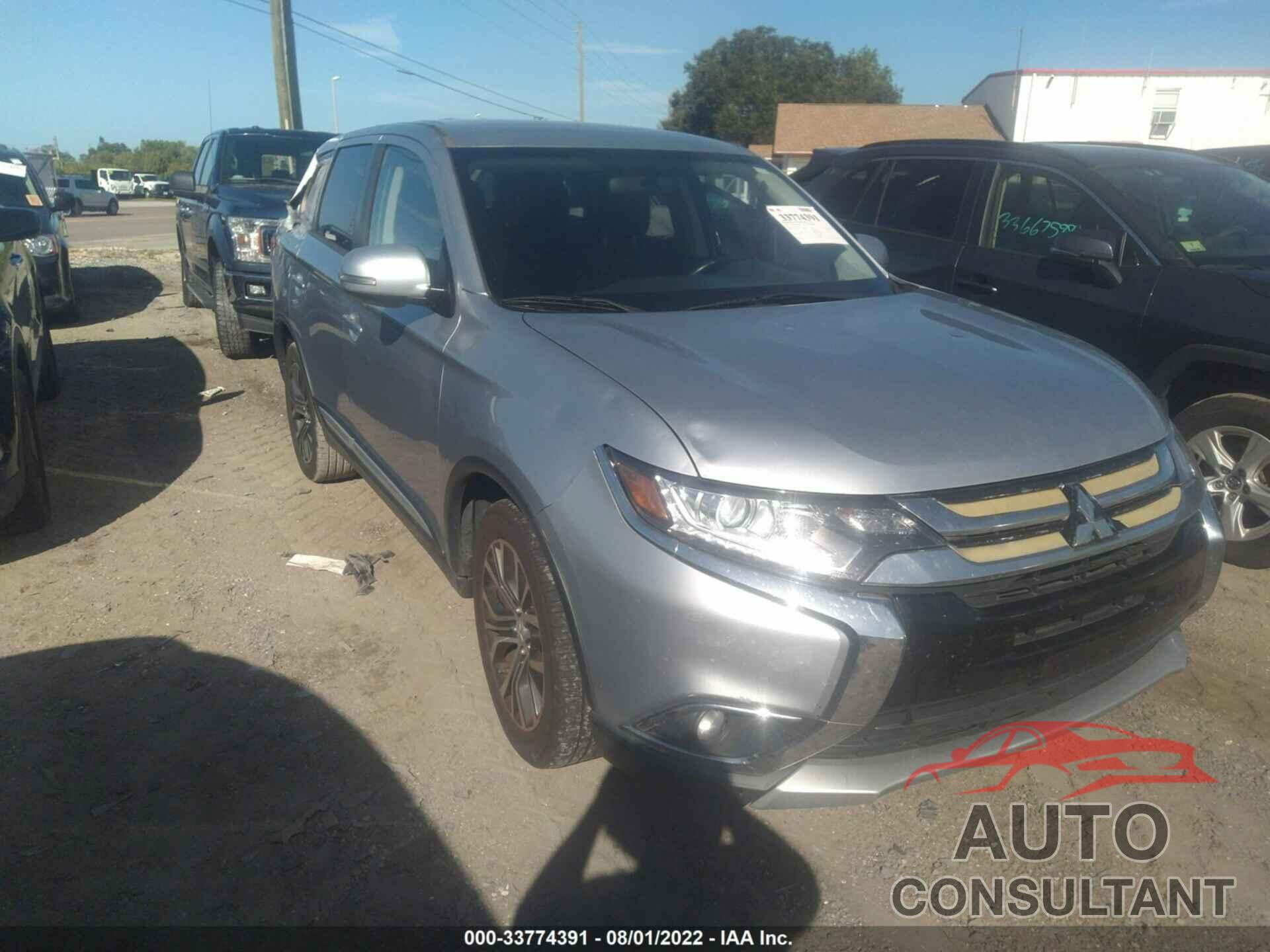 MITSUBISHI OUTLANDER 2017 - JA4AD3A30HZ043533