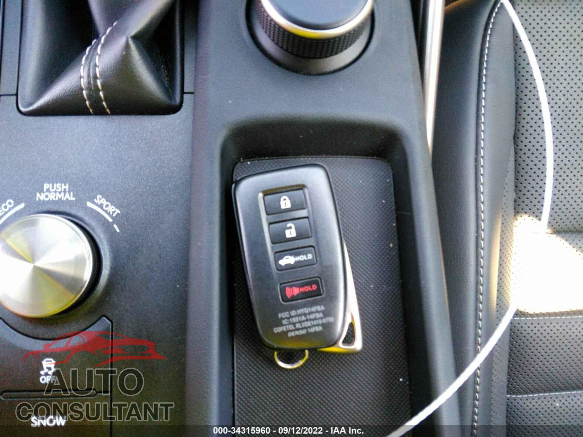 LEXUS IS 2019 - JTHBA1D24K5100386