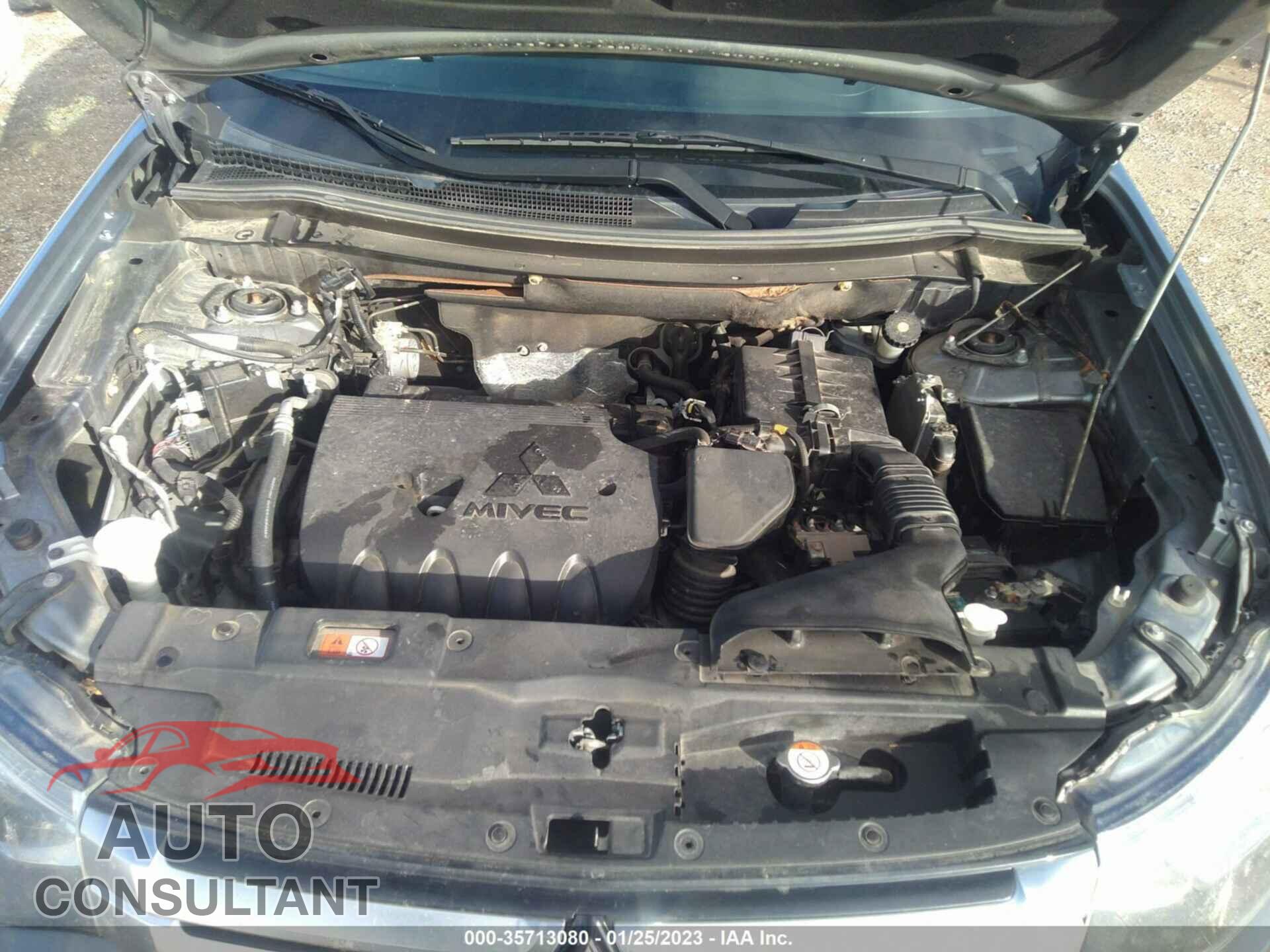 MITSUBISHI OUTLANDER 2015 - JA4AD3A38FZ001074