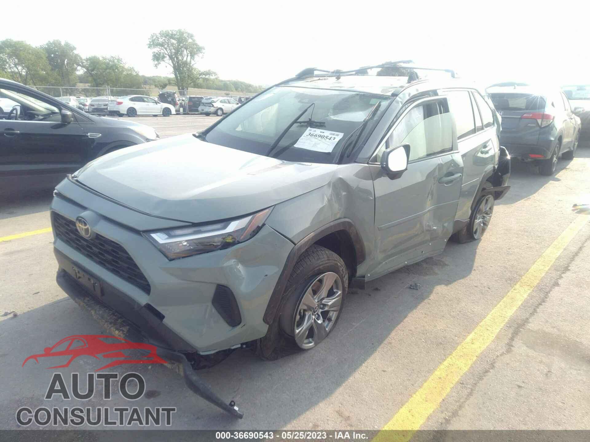 TOYOTA RAV4 2023 - JTMP1RFV8PD098605