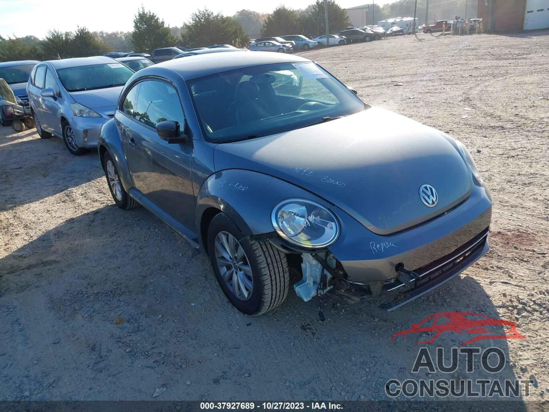 VOLKSWAGEN BEETLE 2016 - 3VWF17AT7GM625833