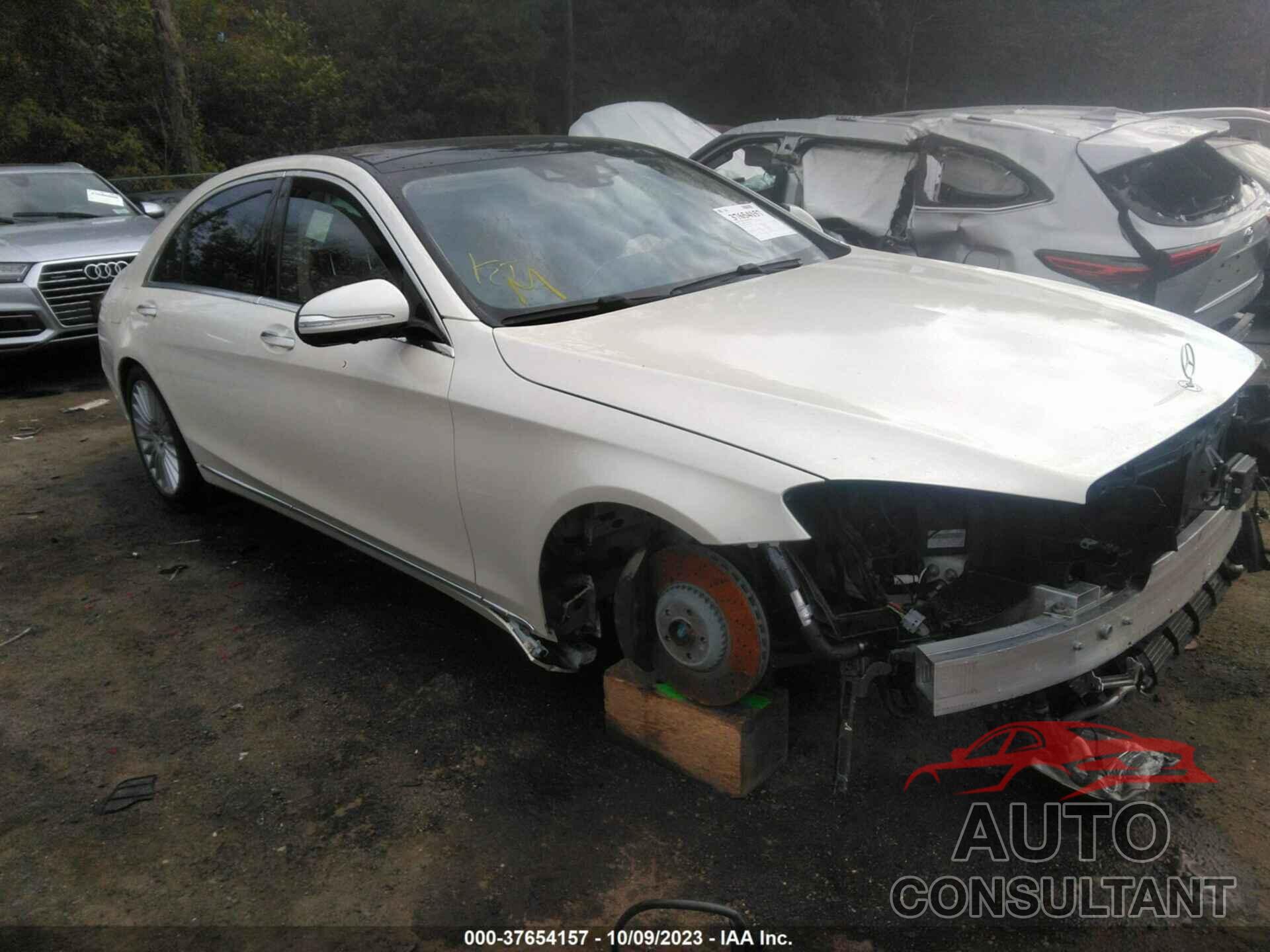 MERCEDES-BENZ S 560 2018 - WDDUG8GB9JA345628