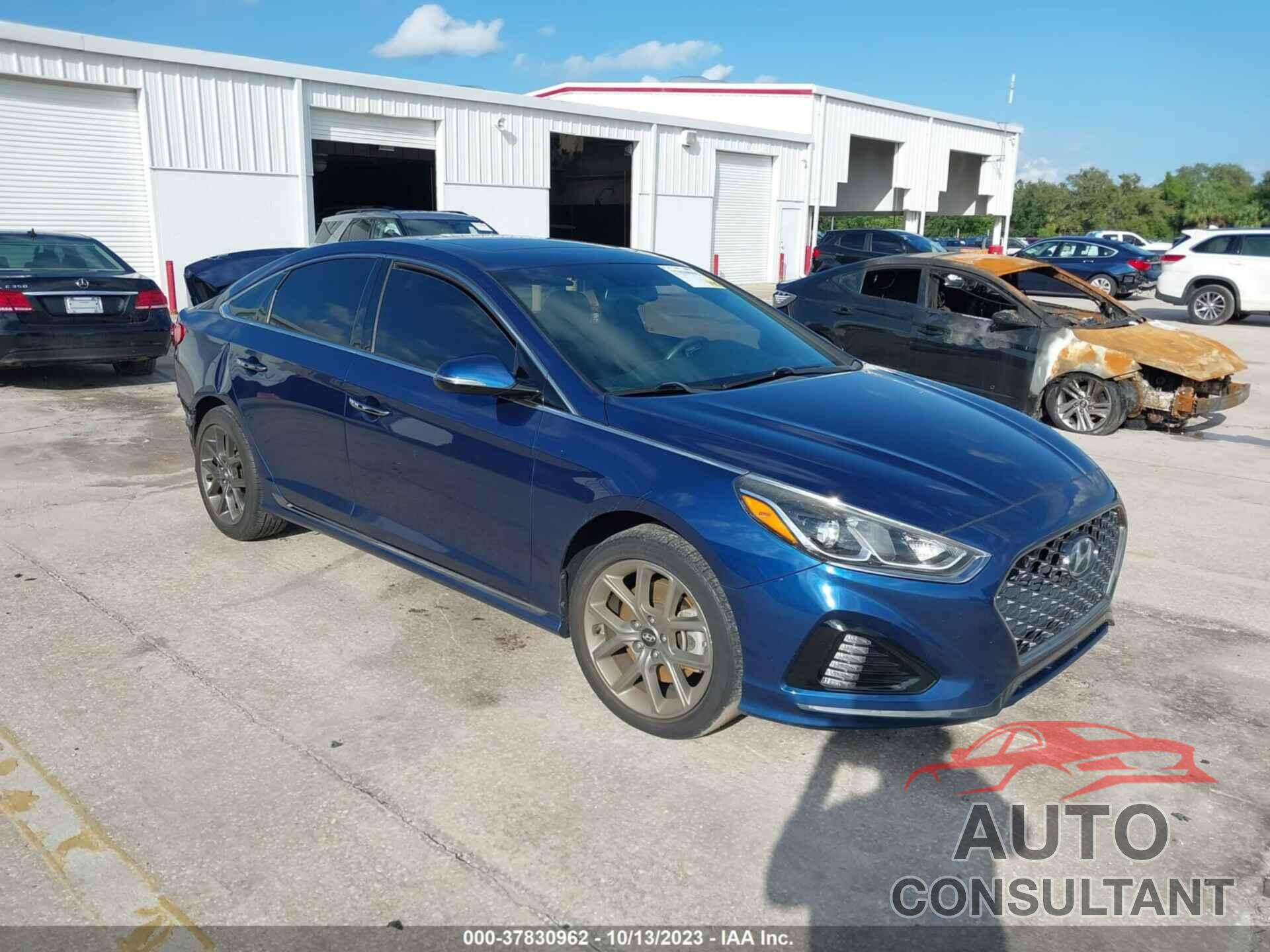 HYUNDAI SONATA 2018 - 5NPE34AB8JH641180