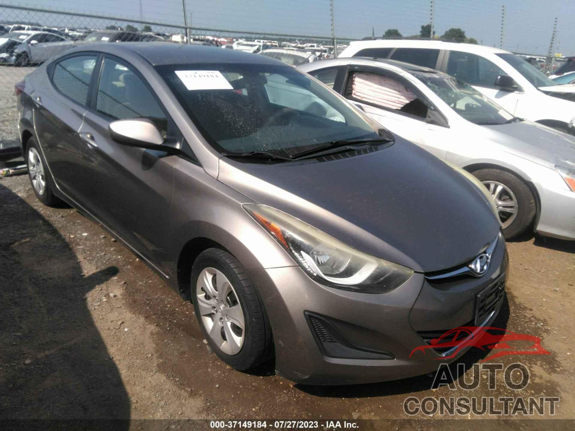 HYUNDAI ELANTRA 2016 - 5NPDH4AE9GH677833