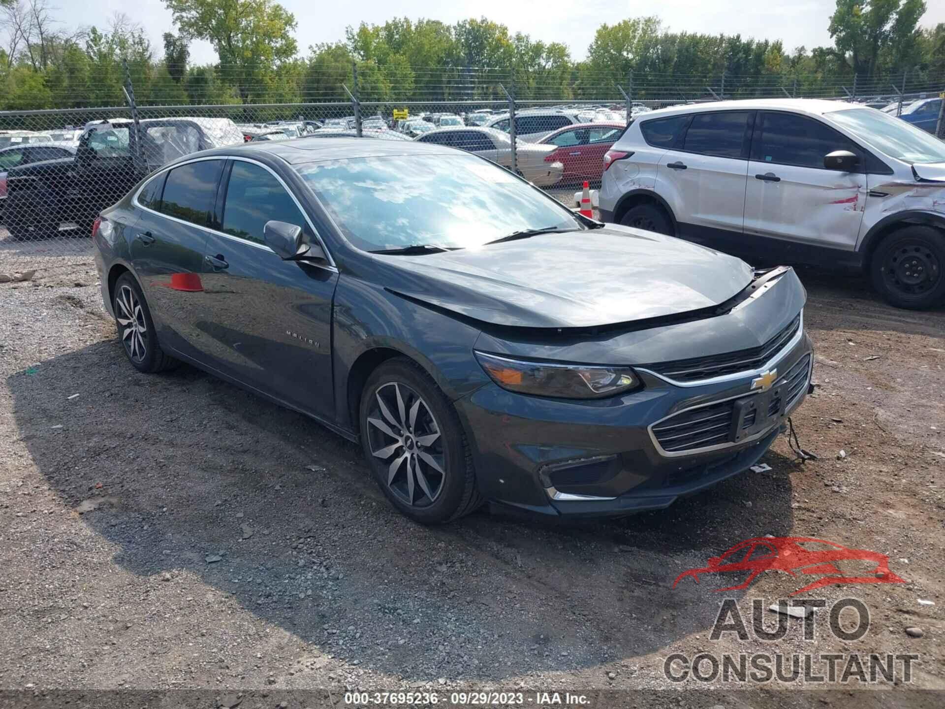 CHEVROLET MALIBU 2017 - 1G1ZE5ST4HF117224