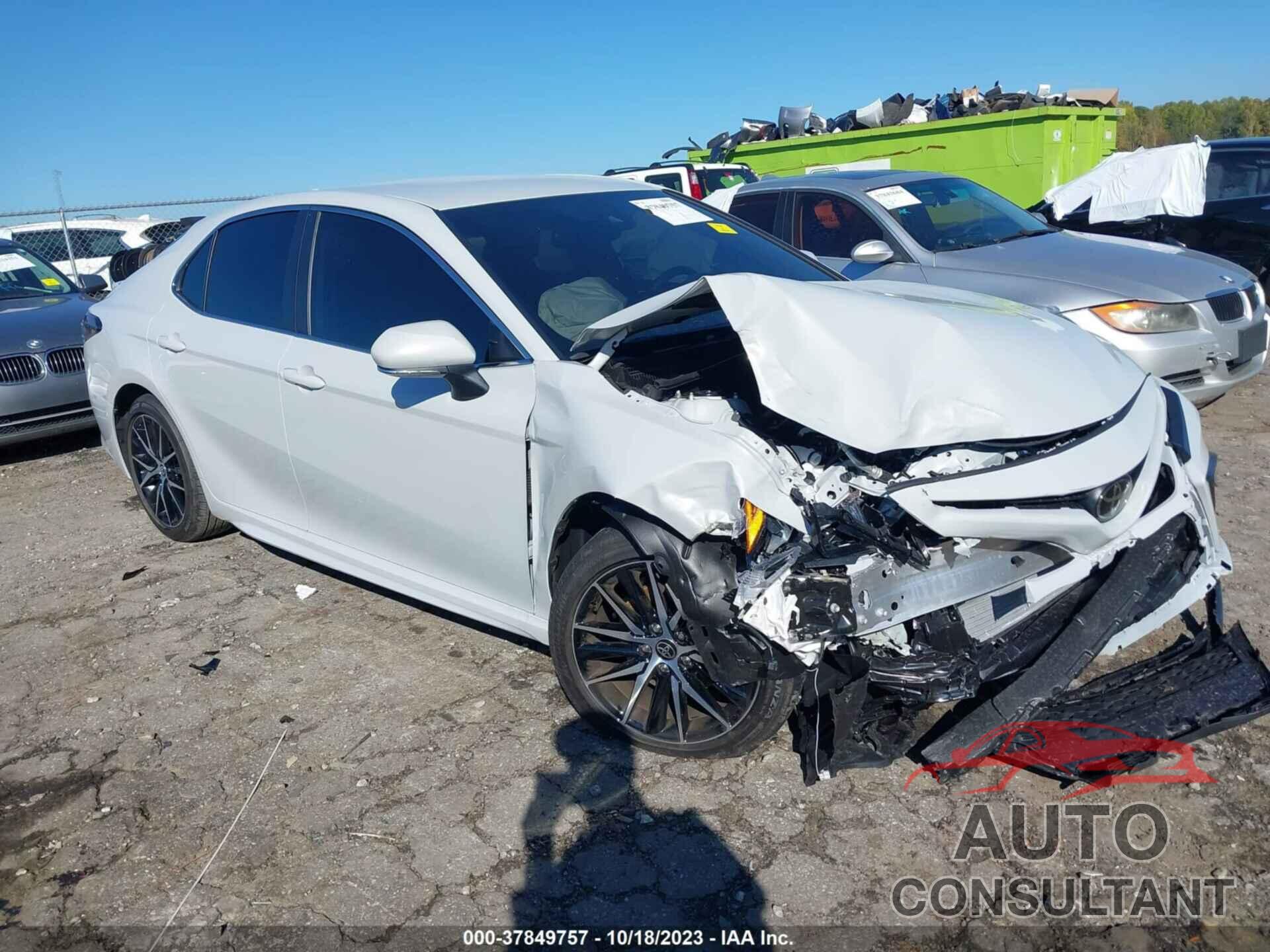 TOYOTA CAMRY 2024 - 4T1T11AKXRU192870