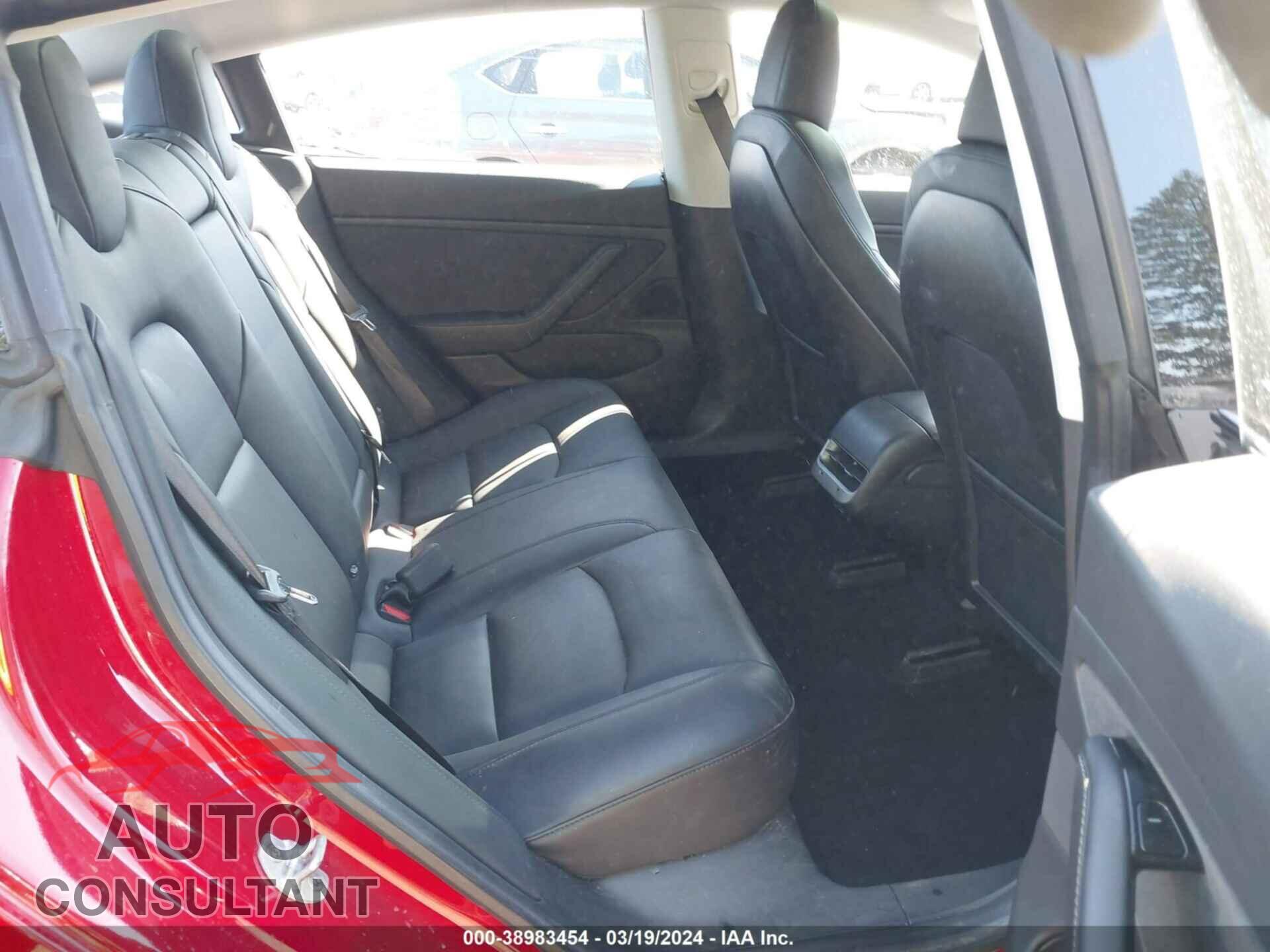 TESLA MODEL 3 2018 - 5YJ3E1EAXJF042961