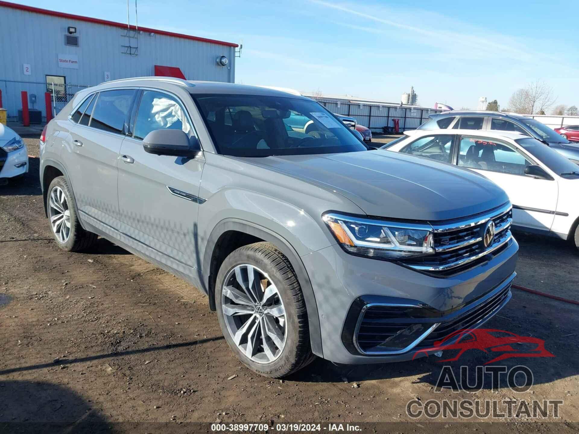 VOLKSWAGEN ATLAS CROSS SPORT 2023 - 1V2FE2CA4PC229199