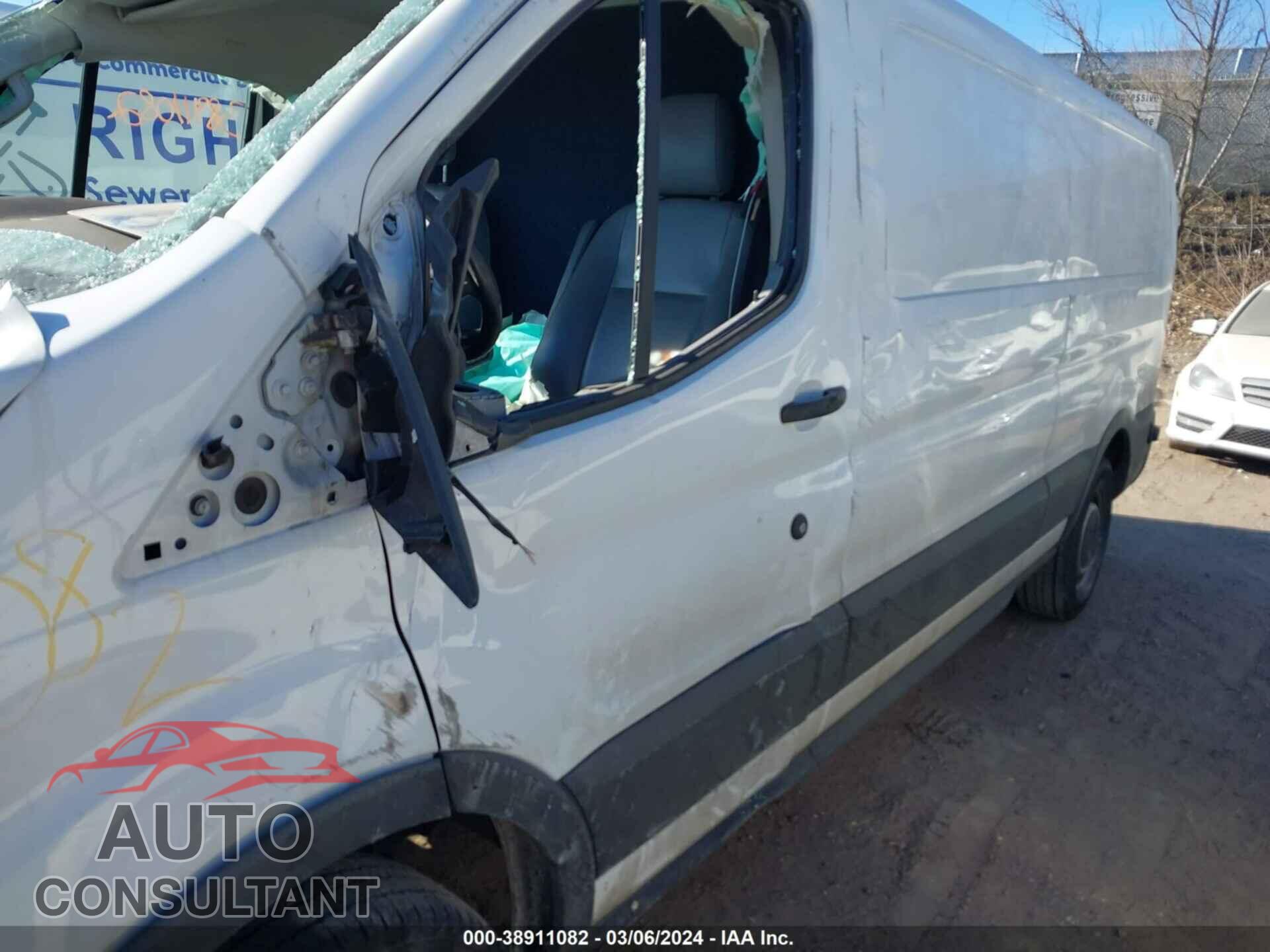 FORD TRANSIT 2017 - 1FTYE9ZM5HKA23532