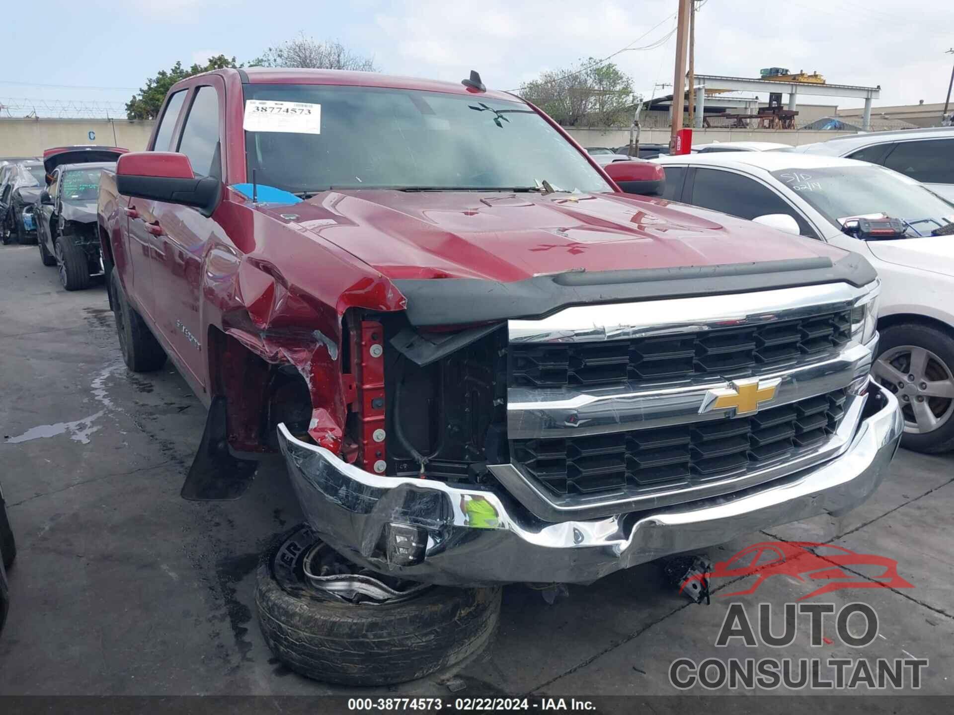 CHEVROLET SILVERADO 1500 2018 - 1GCRCREC9JZ380006