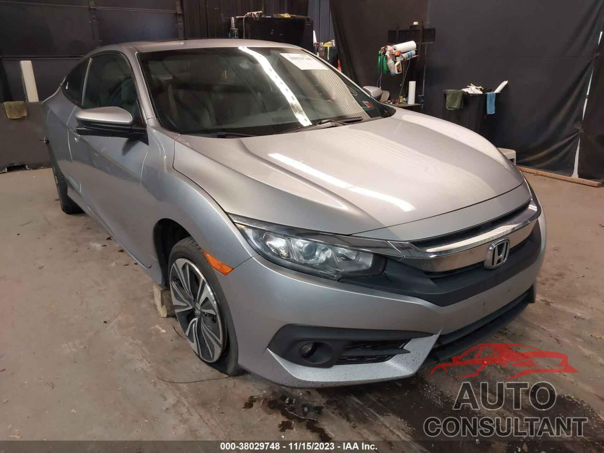 HONDA CIVIC 2018 - 2HGFC3B38JH357693