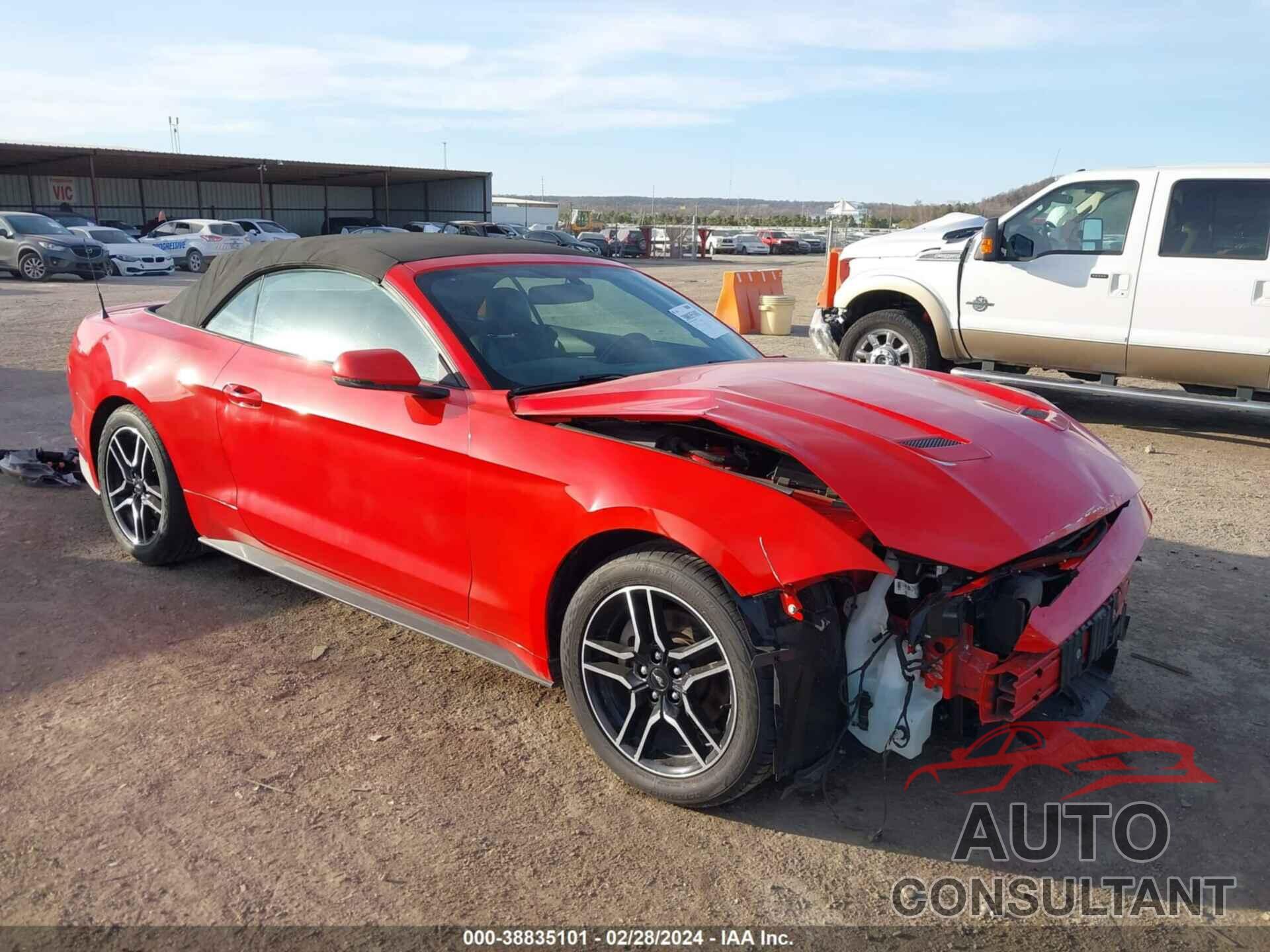 FORD MUSTANG 2019 - 1FATP8UH0K5126233