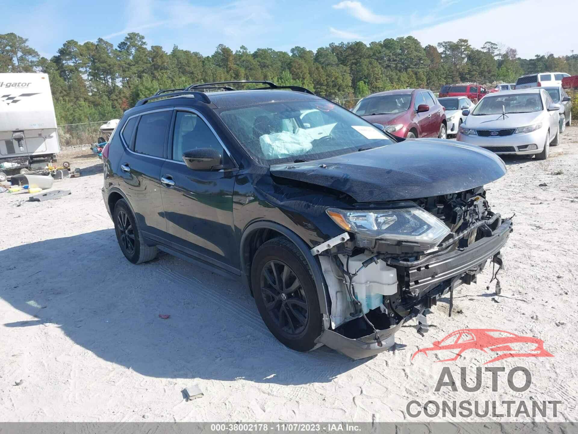 NISSAN ROGUE 2018 - 5N1AT2MTXJC833179