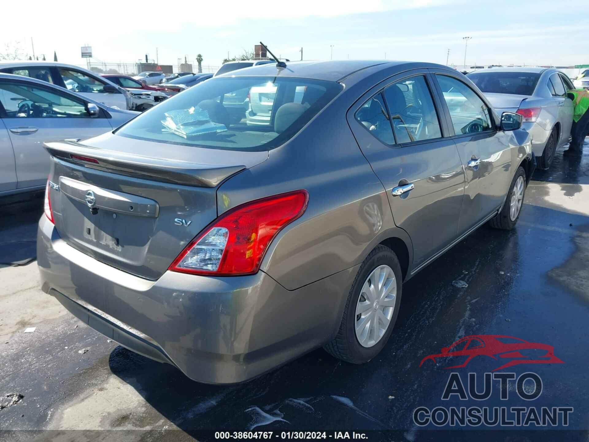 NISSAN VERSA 2017 - 3N1CN7AP8HK440784